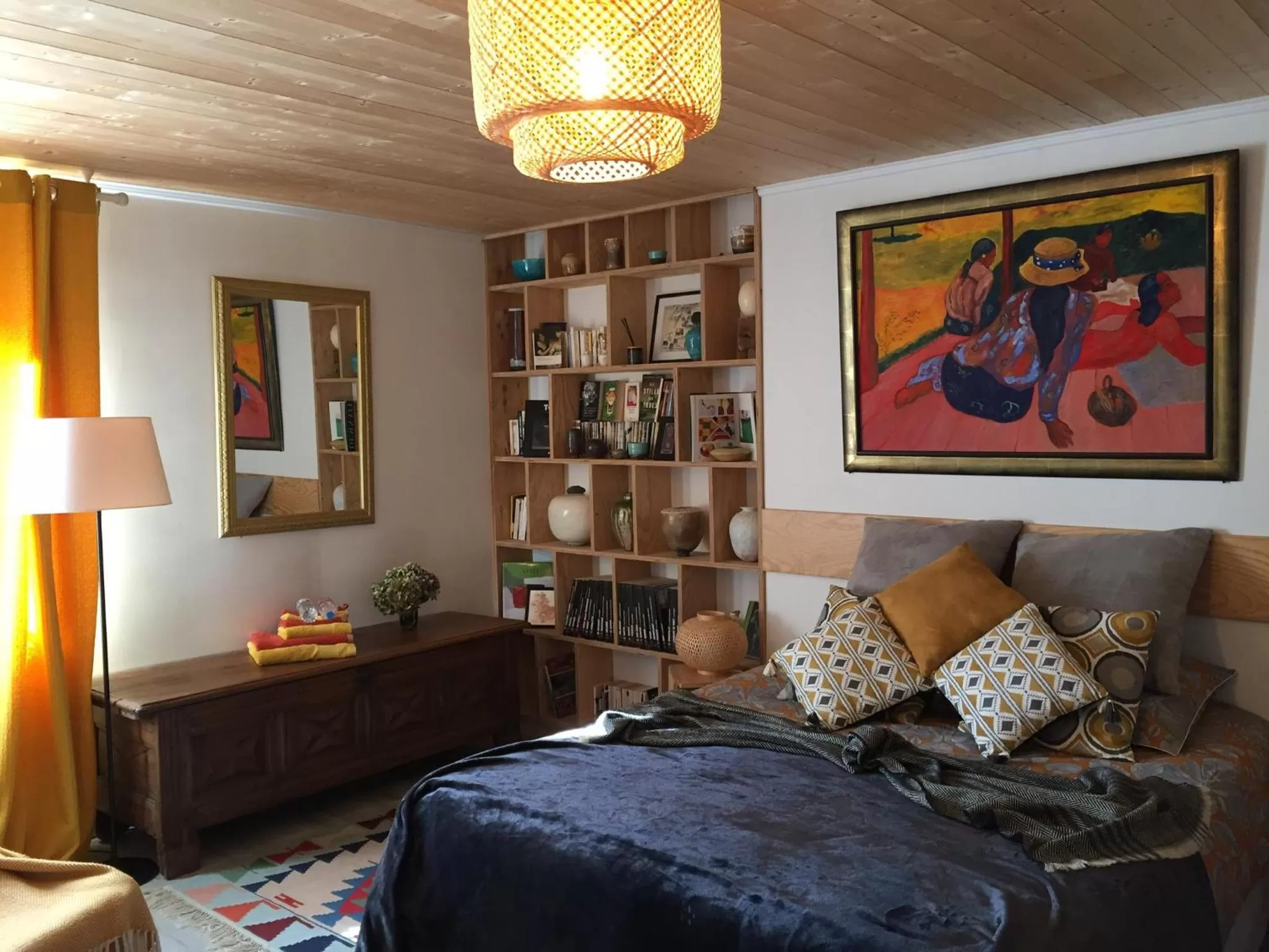 Photo of the whole room in Les 3 Koïs