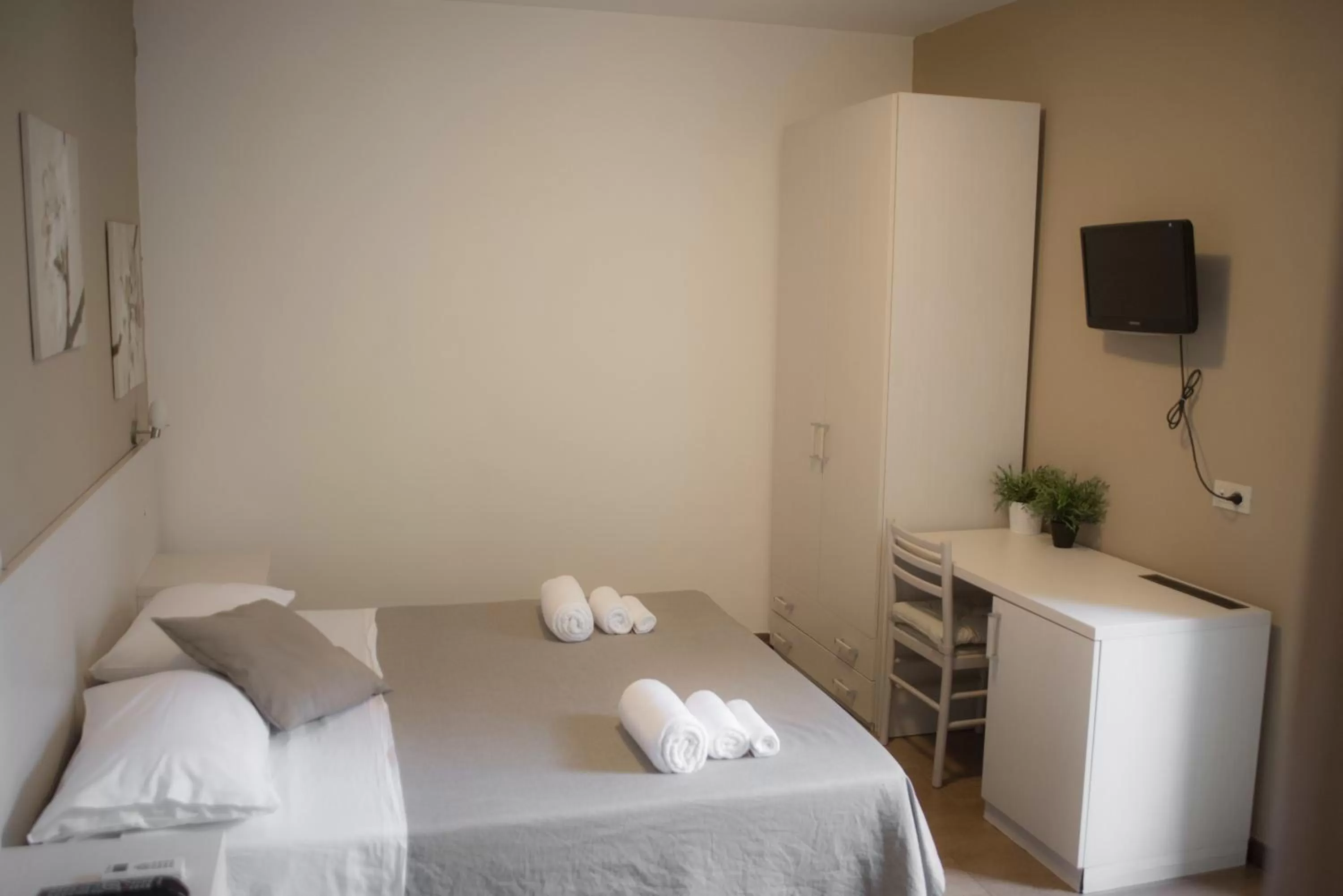 Bed in Anna Guest House