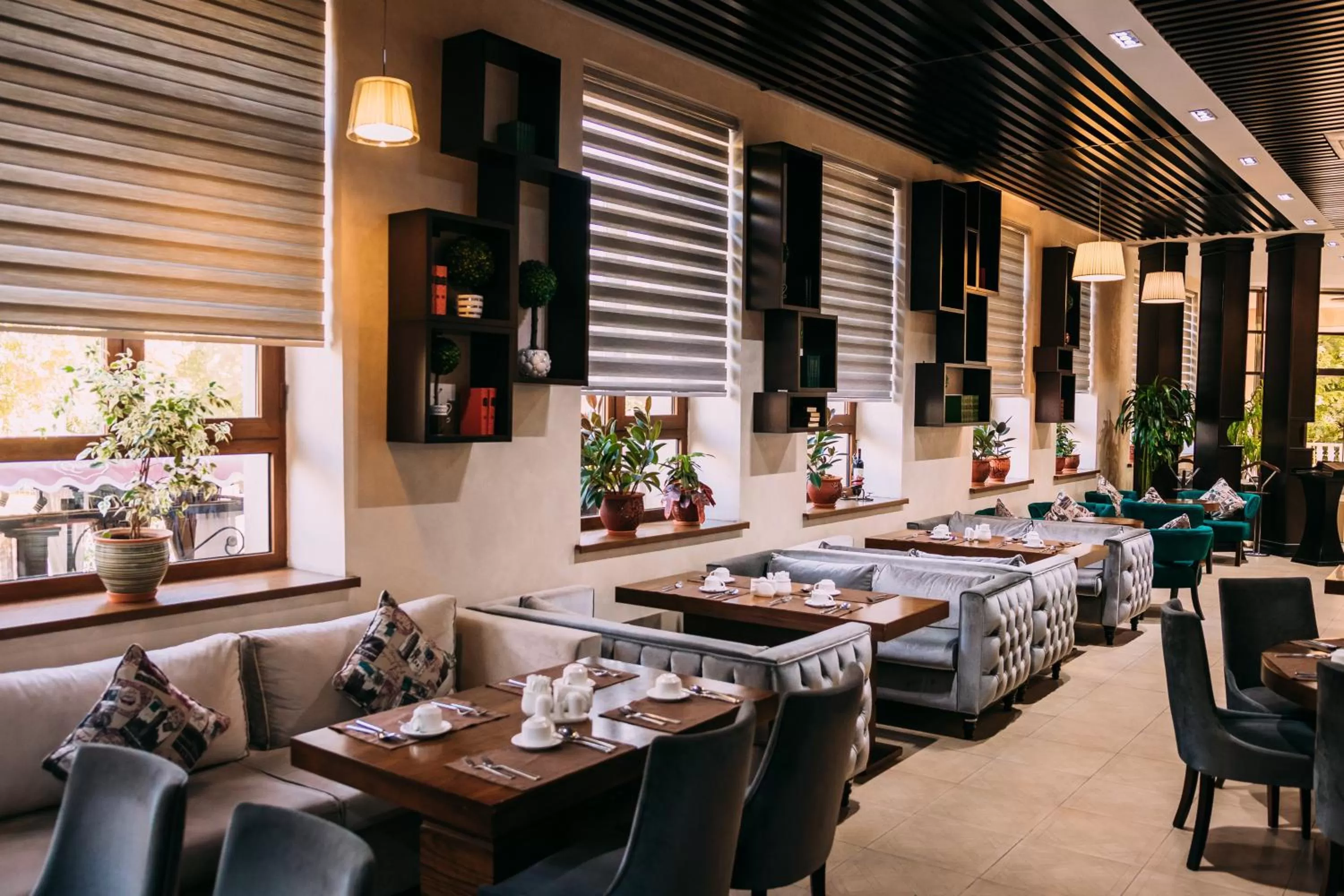 Restaurant/places to eat in Megapolis Hotel Shymkent