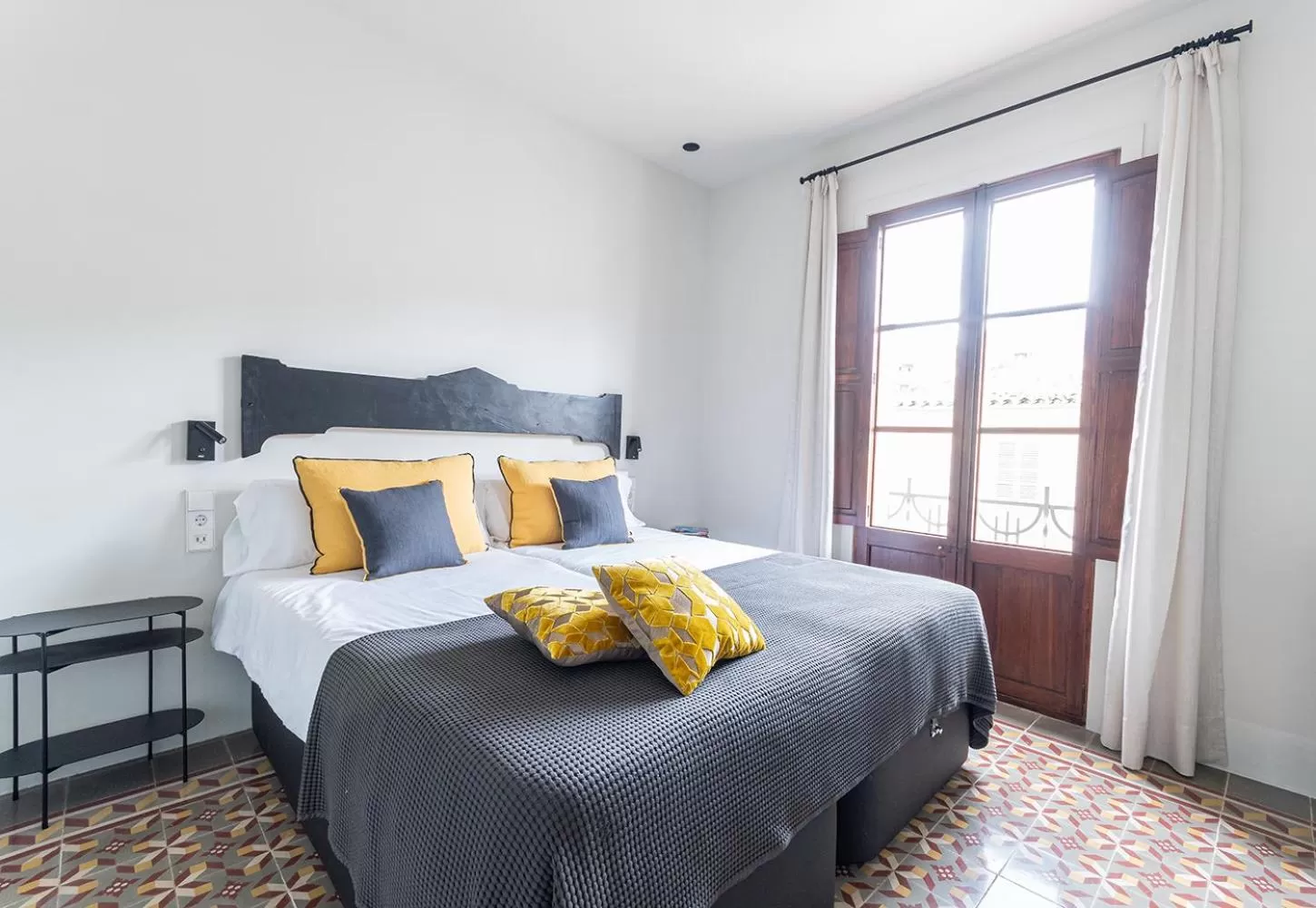 Photo of the whole room, Bed in "unic, turisme d'interior"