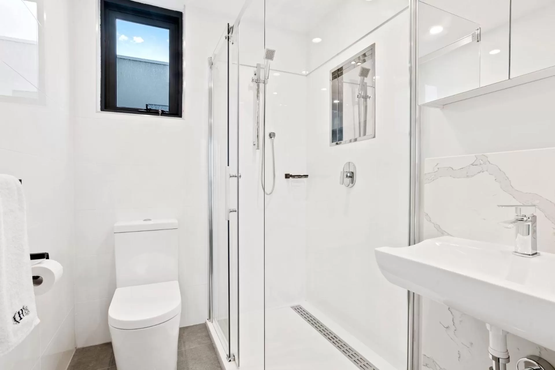 Toilet in The Hamptons Apartments - Port Melbourne