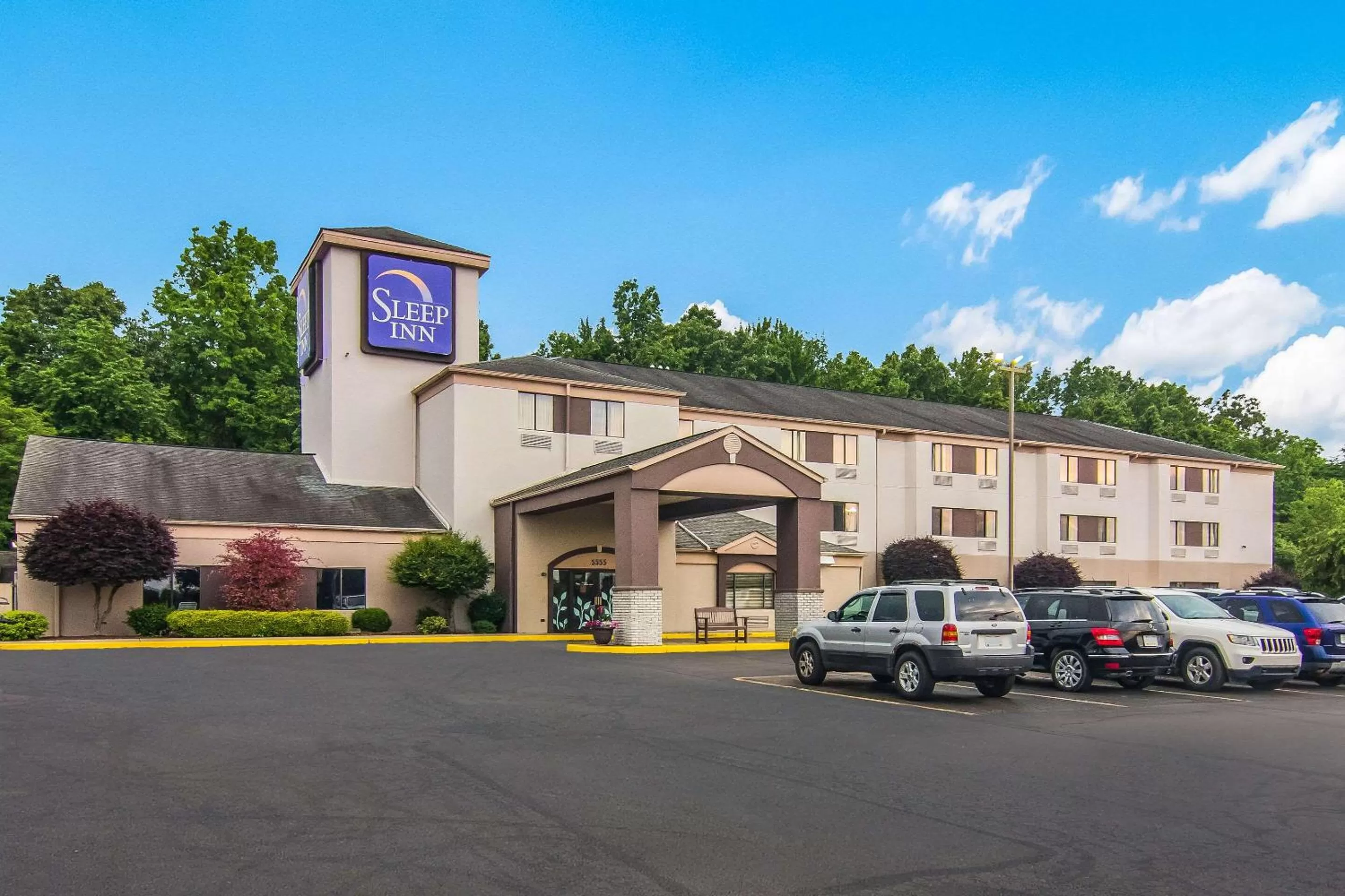 Property building in Sleep Inn Austintown - Youngstown, West