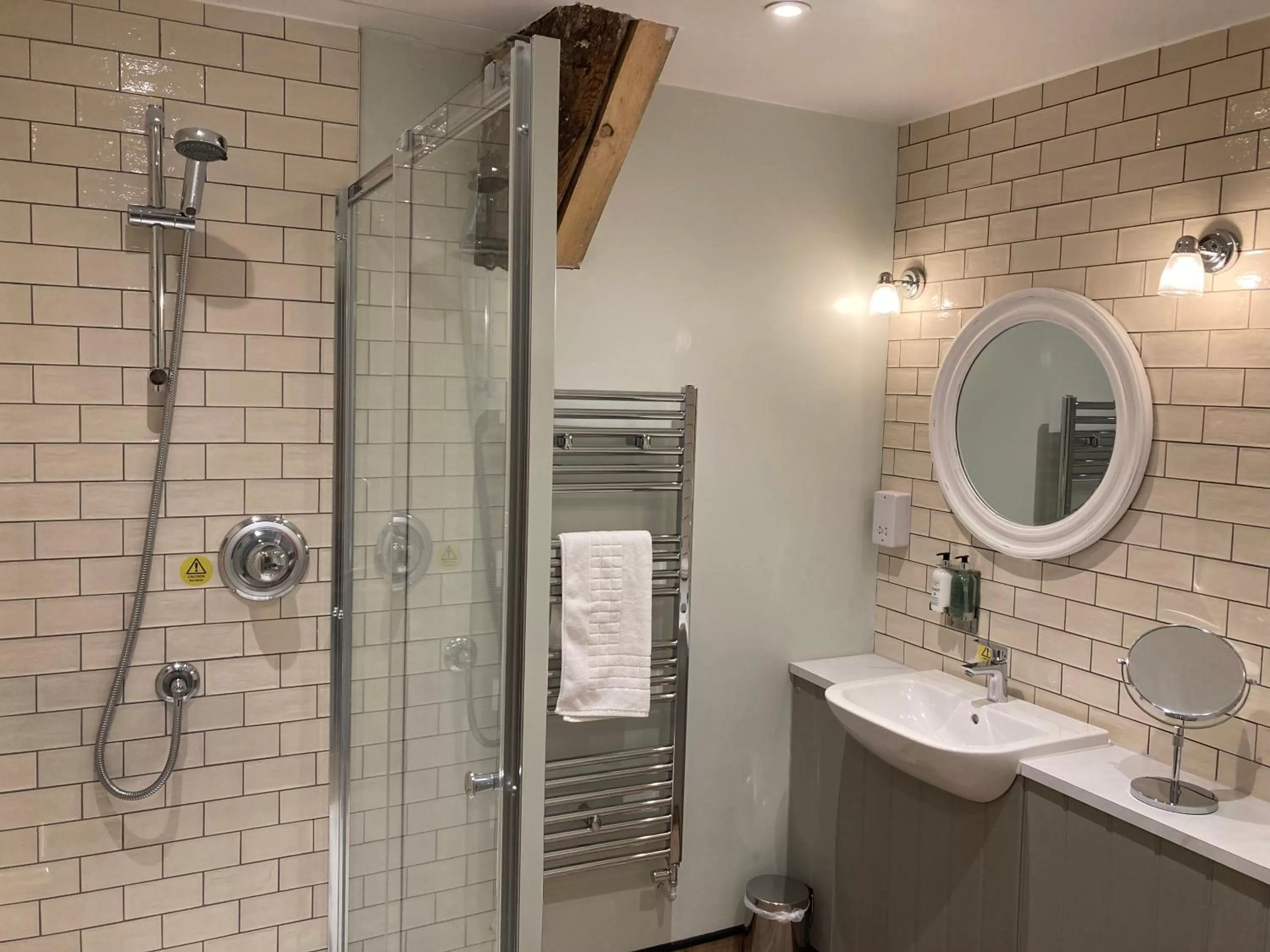 Shower in The Stork Hotel