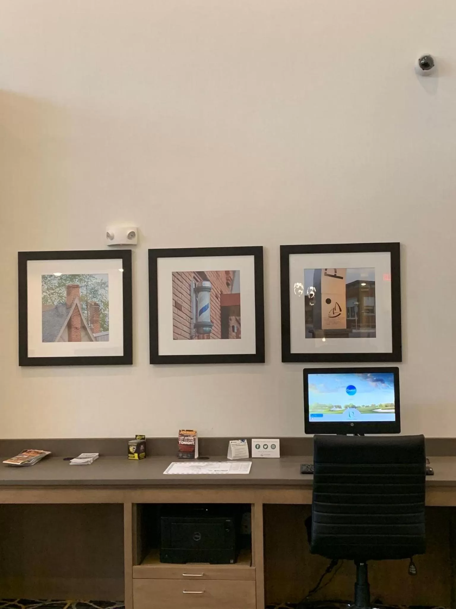 Business facilities, TV/Entertainment Center in GrandStay Hotel & Suites