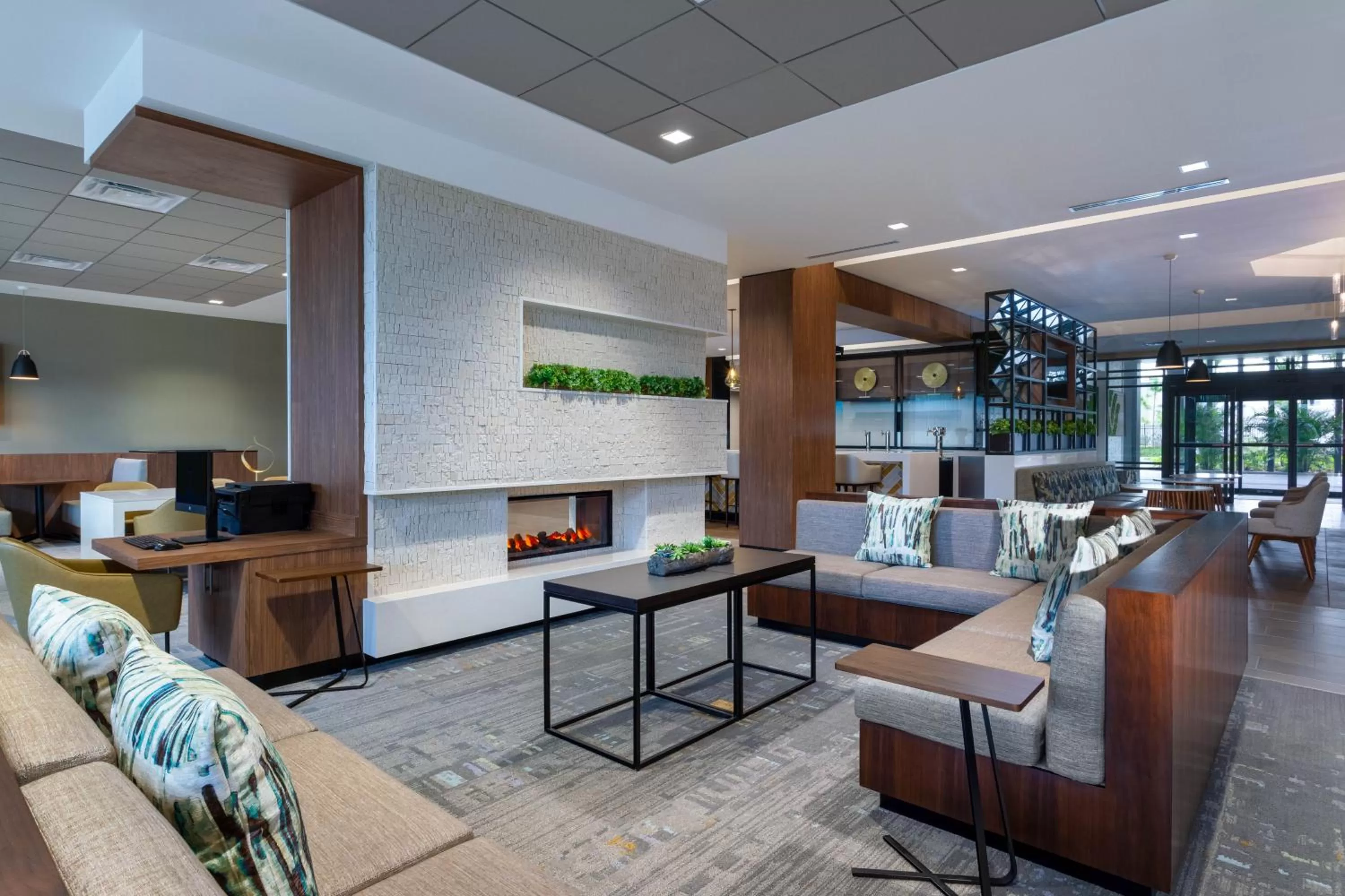 Seating area in Wyndham Garden Orlando Universal / I Drive