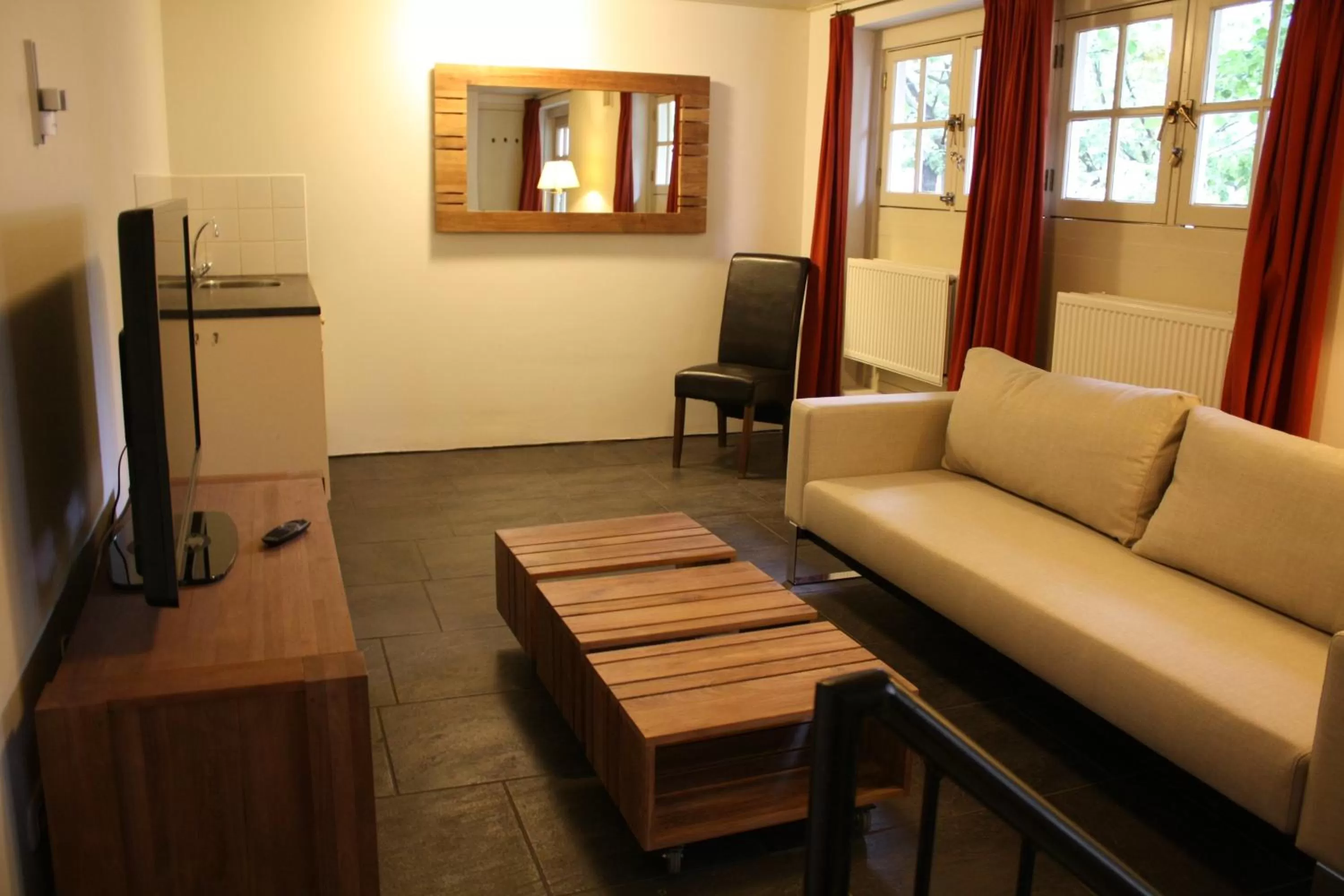 TV and multimedia, Seating Area in De Hemel De Kracht van Ambacht