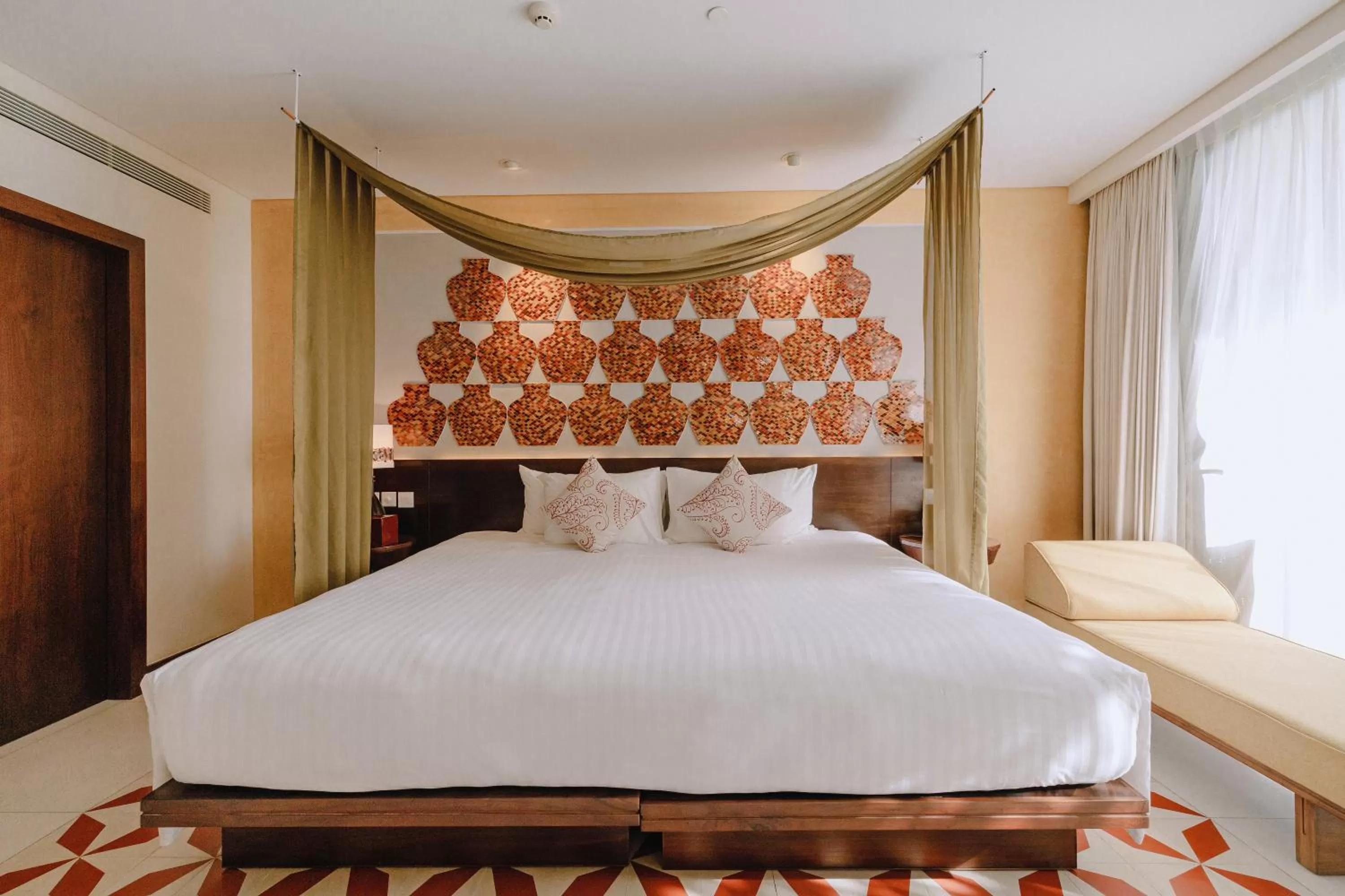 Bed in Salinda Resort Phu Quoc - Sparkling Wine Breakfast