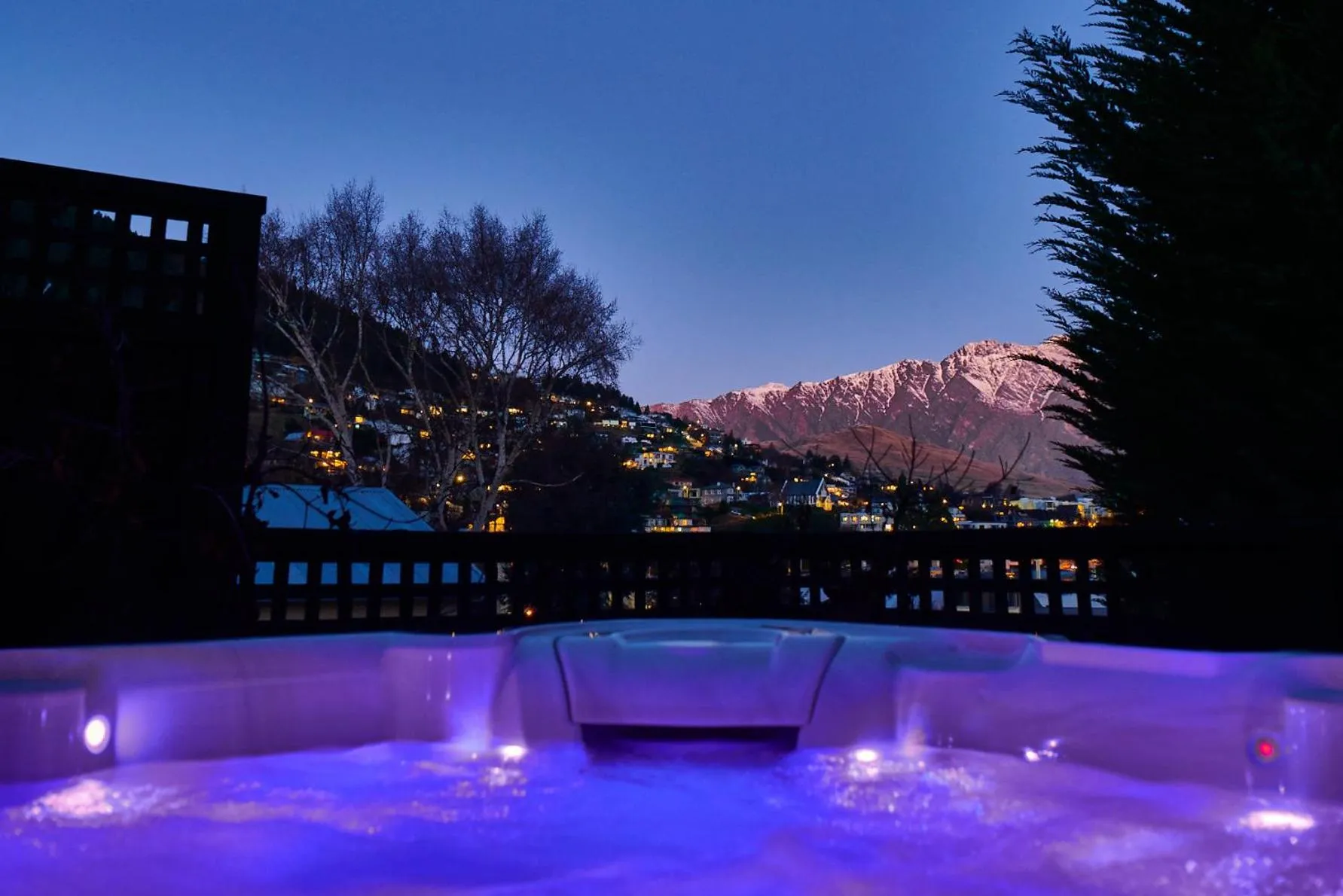 Area and facilities in The Dairy Hotel Queenstown, A Naumi Chapter