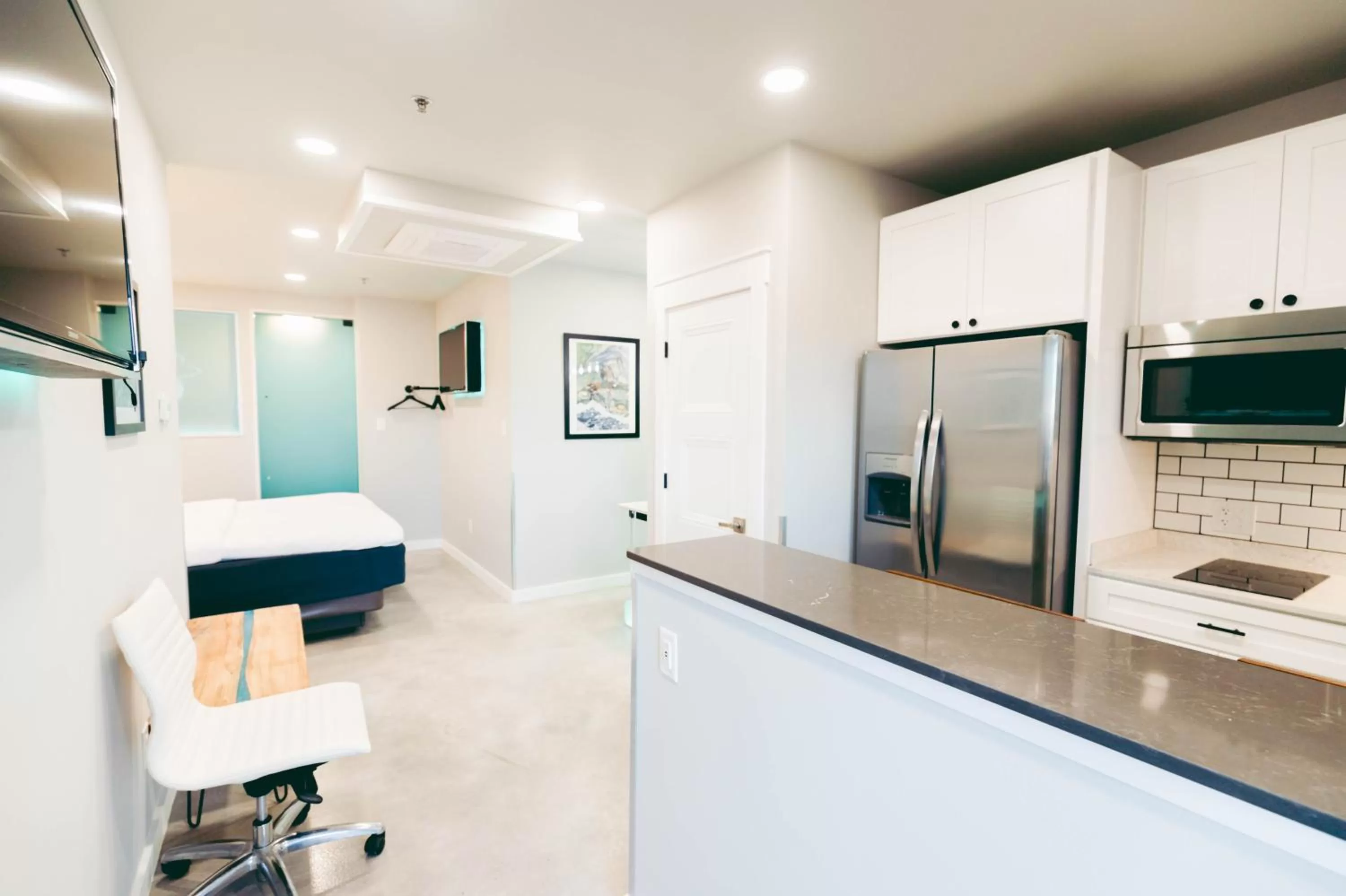 River Sirens Hotel-Contactless Check in Hotel