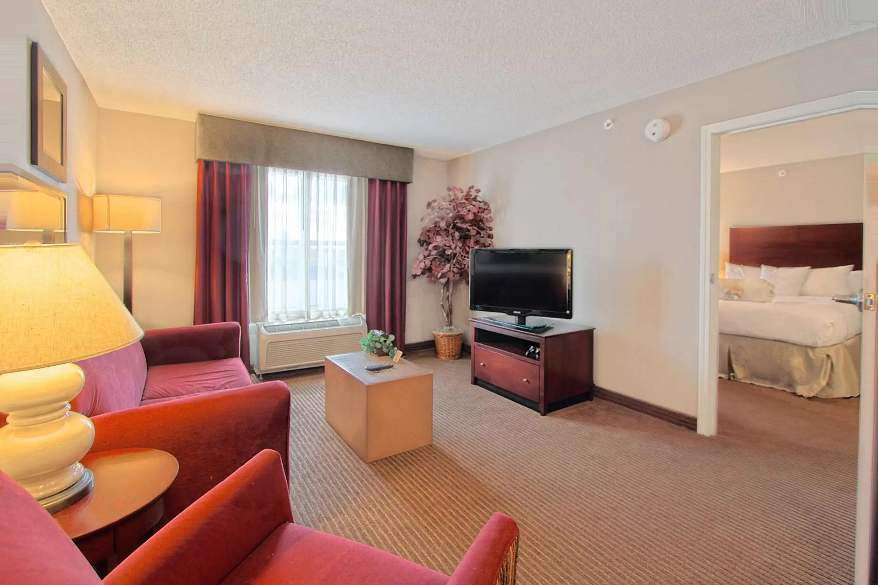 One-Bedroom King Suite - Non-Smoking in Homewood Suites by Hilton Bloomington One-Bedroom King Suite - Non-Smoking in Homewood Suites by Hilton Bloomington