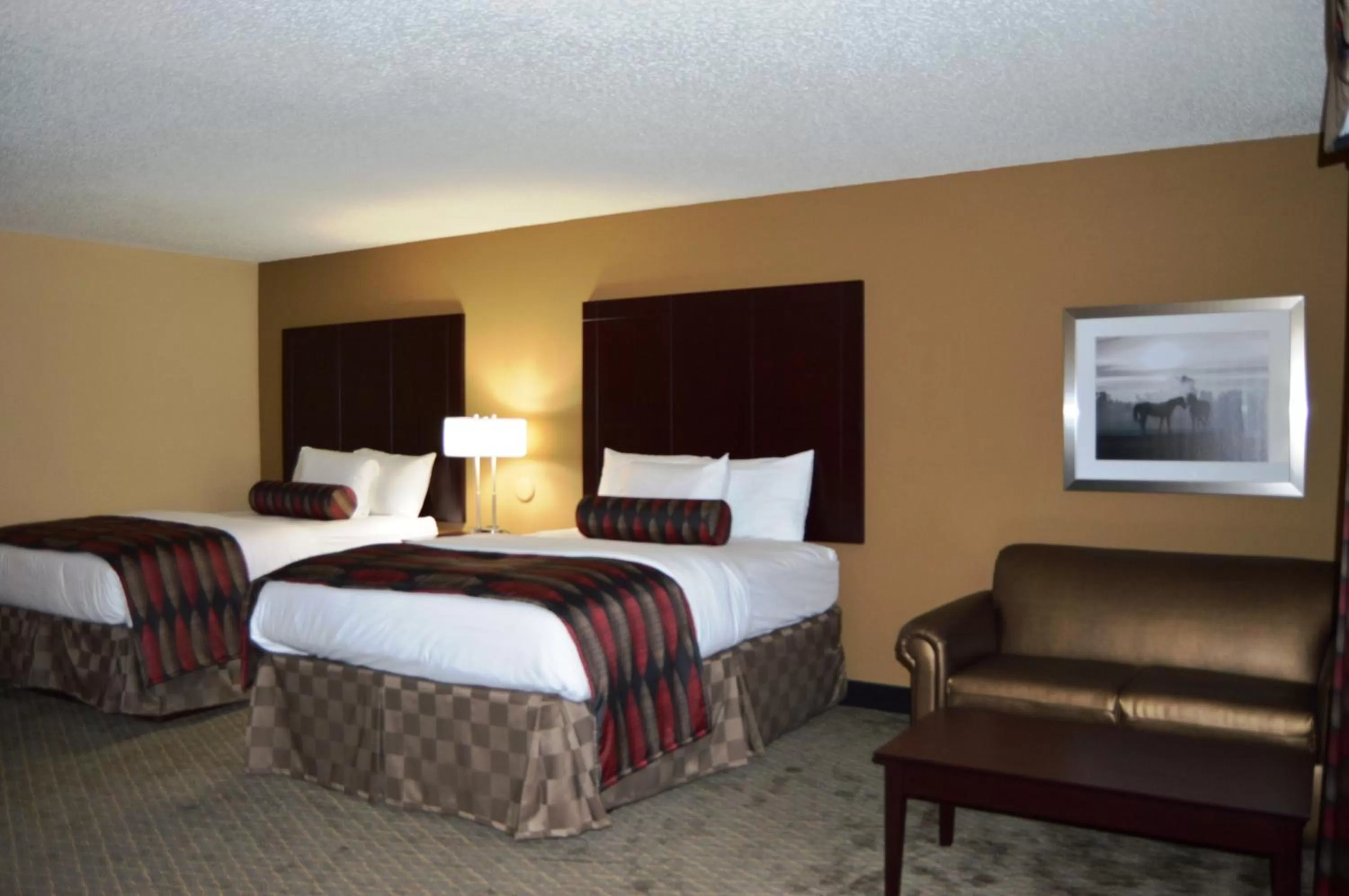 Deluxe Queen Room with Two Queen Beds - Non-Smoking in Baymont by Wyndham Ardmore I-35