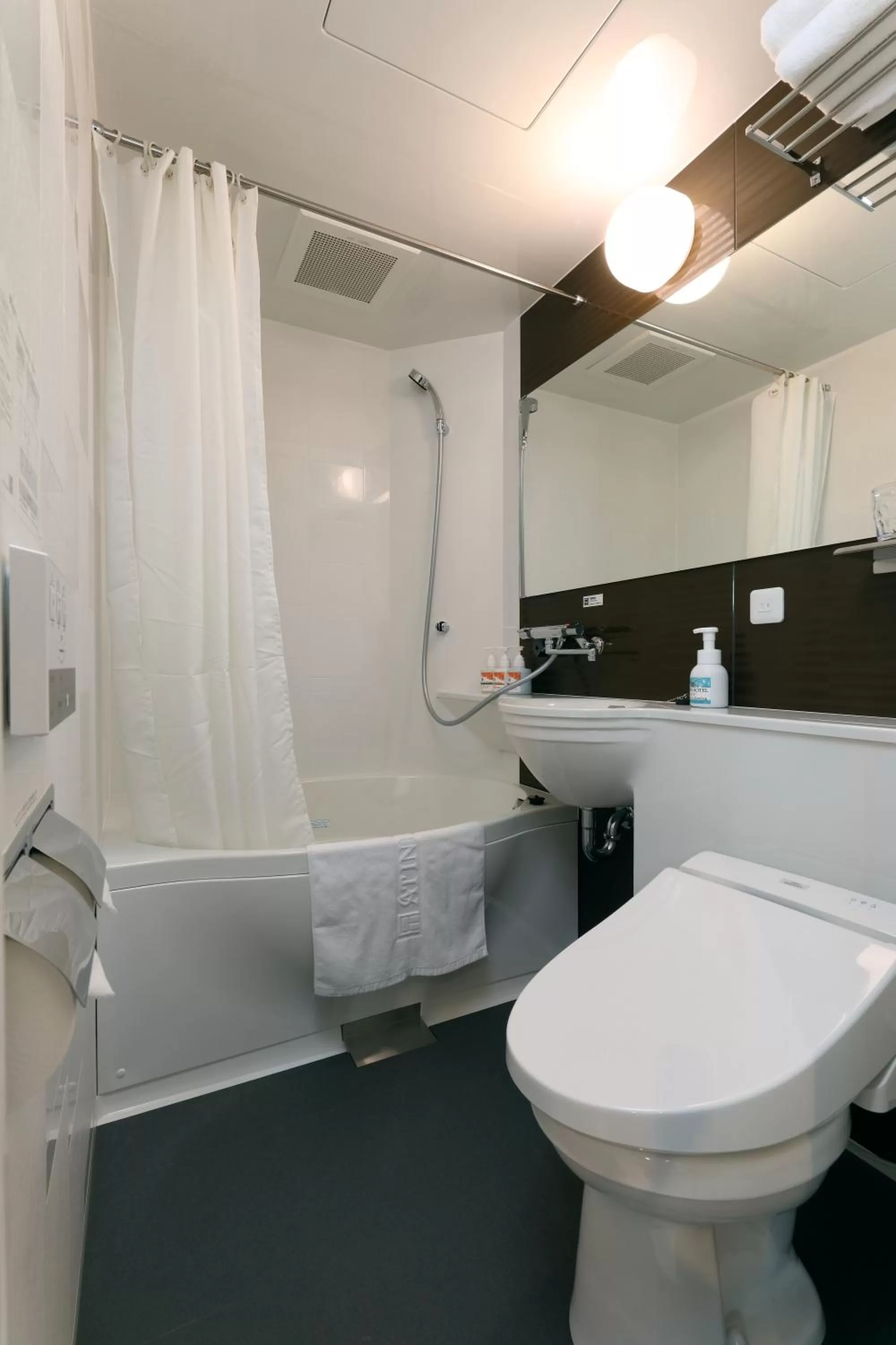 Photo of the whole room in At Inn Hotel Toyotashi Eki