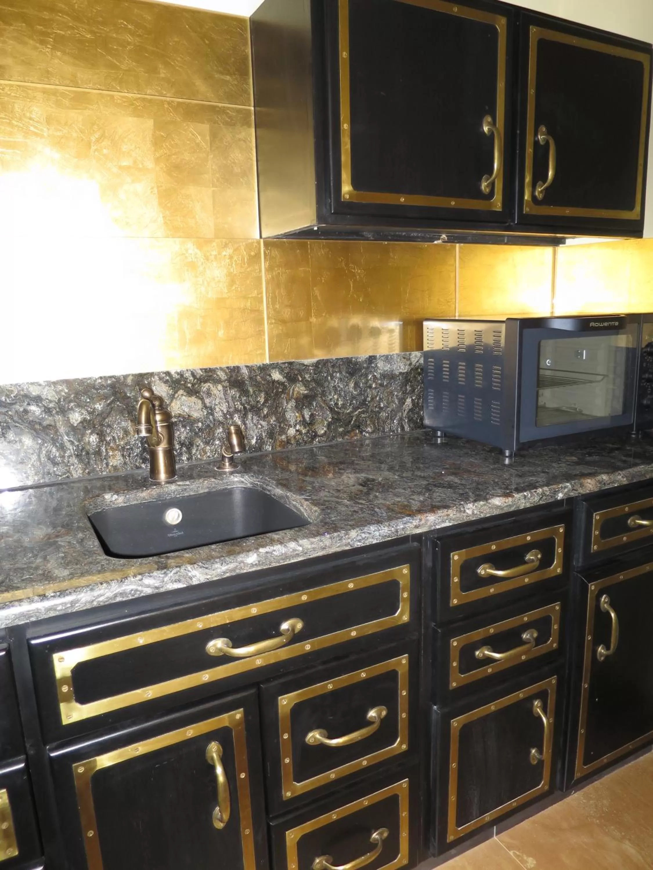 Kitchen or kitchenette, Kitchen/Kitchenette in KerBlondel