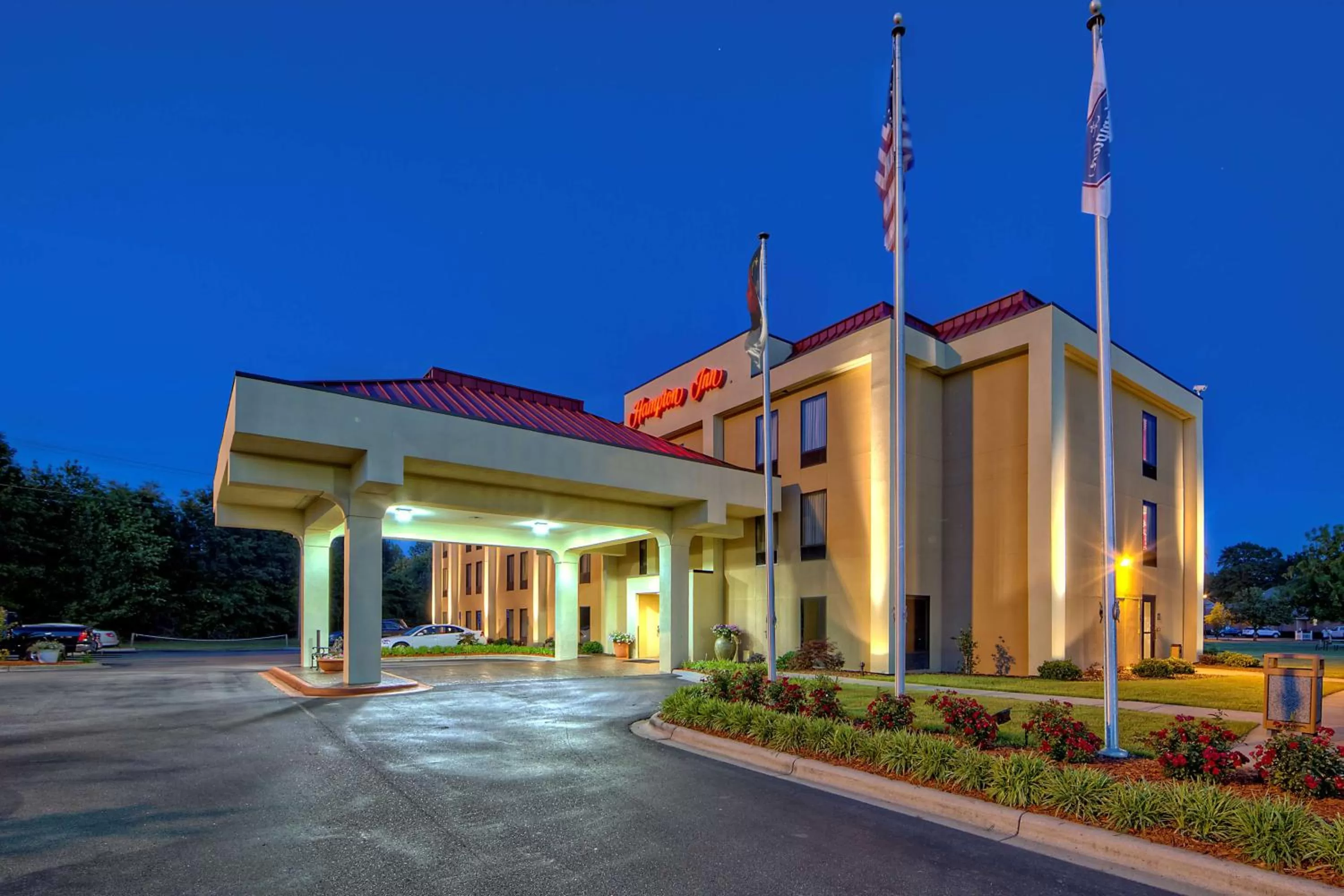 Property building in Hampton Inn Laurinburg