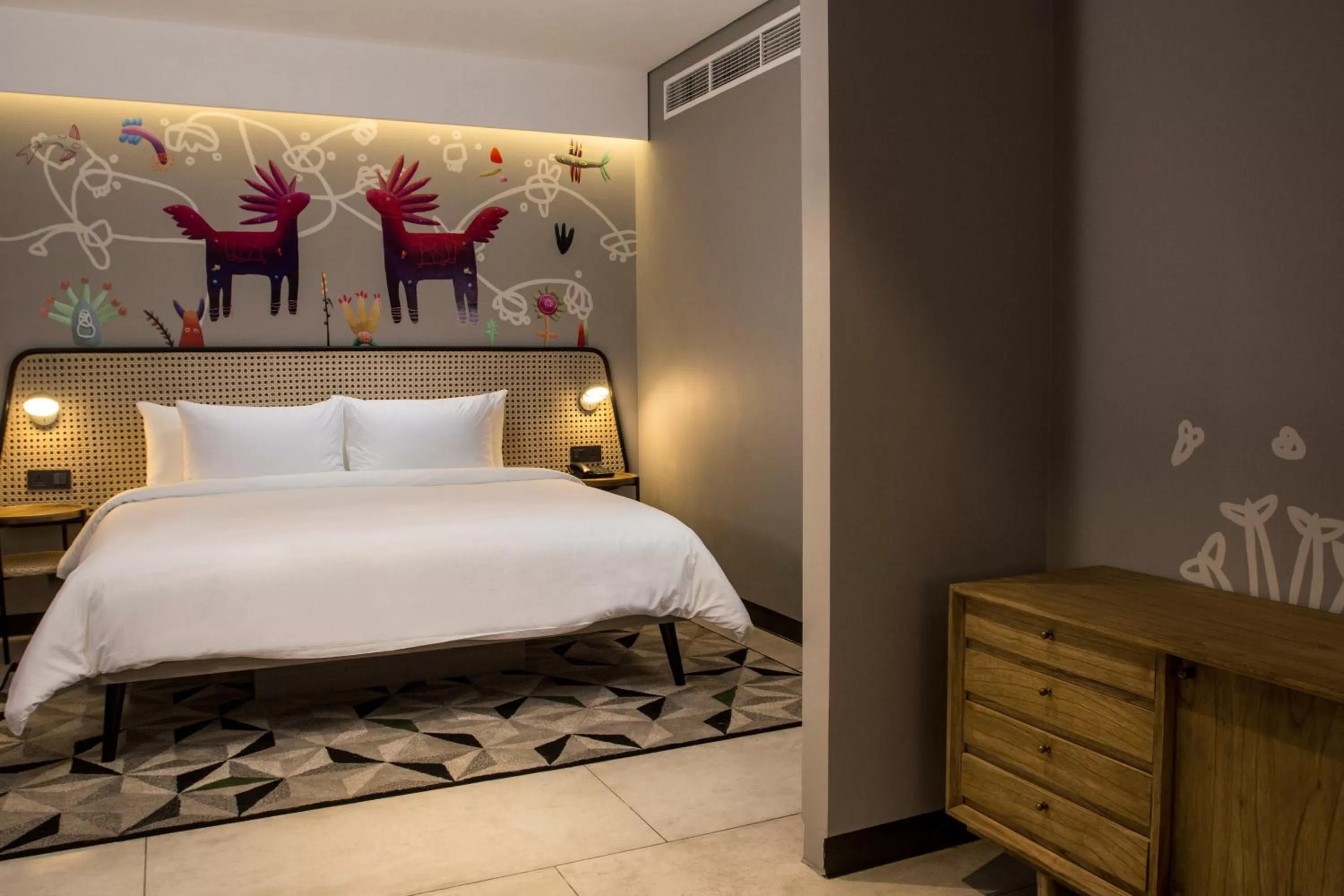 Bedroom, Bed in ARTOTEL Yogyakarta