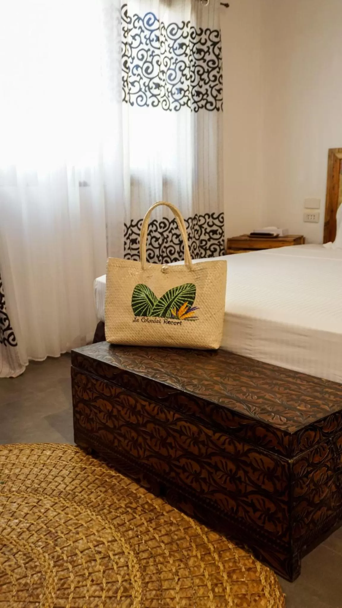 Bed in La Colonial Resort