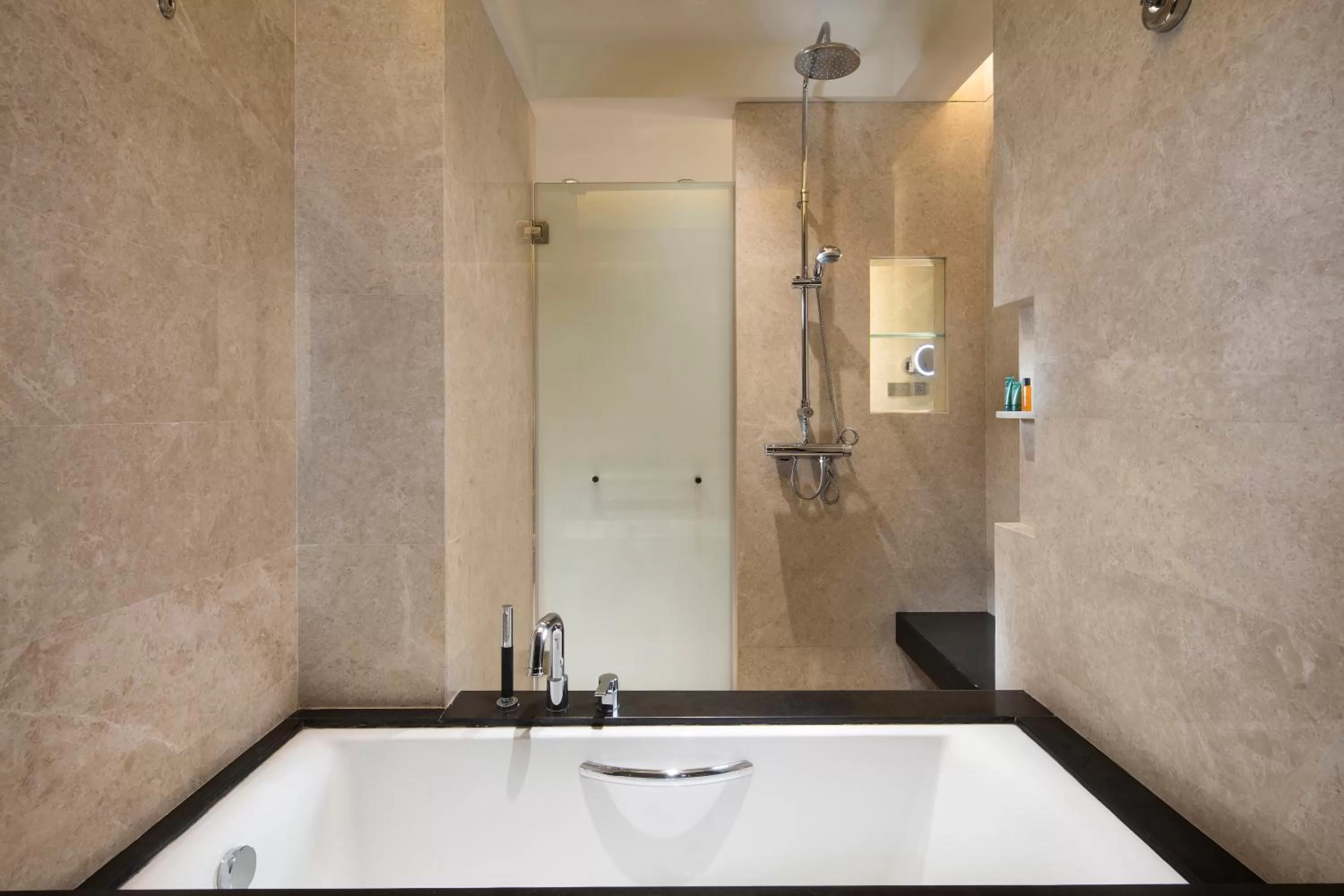Bathroom in Hilton Shijiazhuang