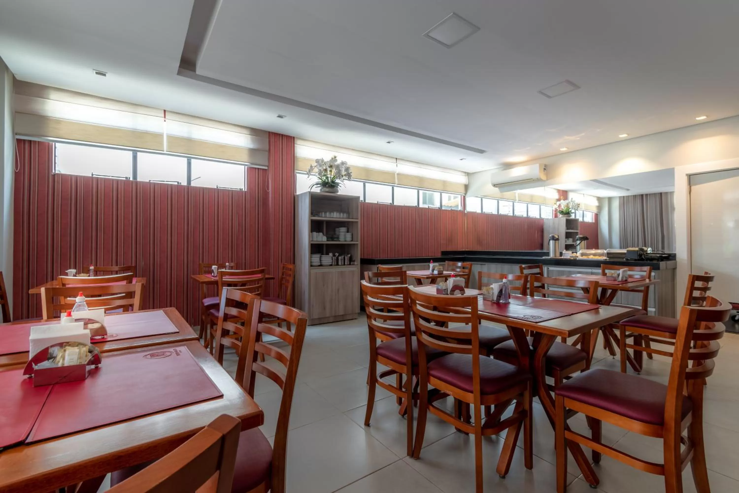 Breakfast in 103 Hotel & Flats