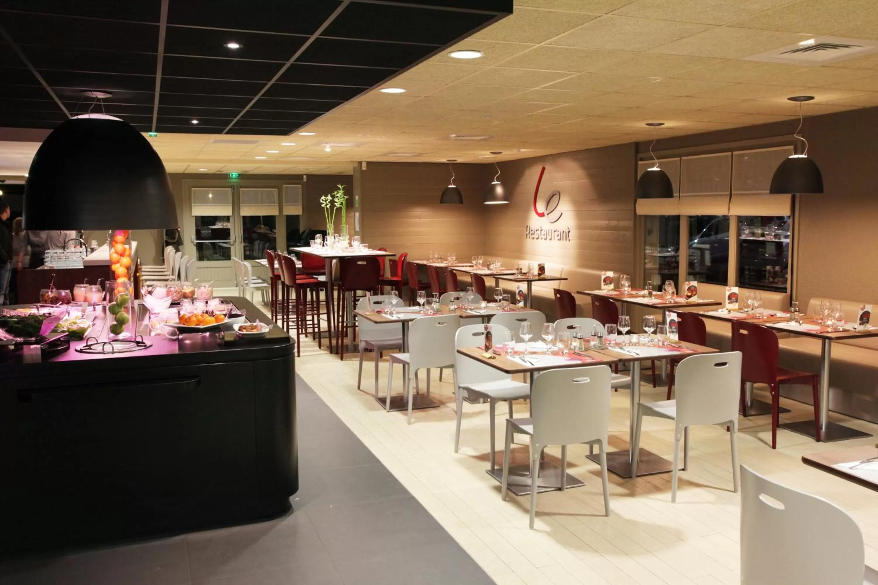 Restaurant/places to eat in Hotel Campanile Besançon Nord Ecole Valentin