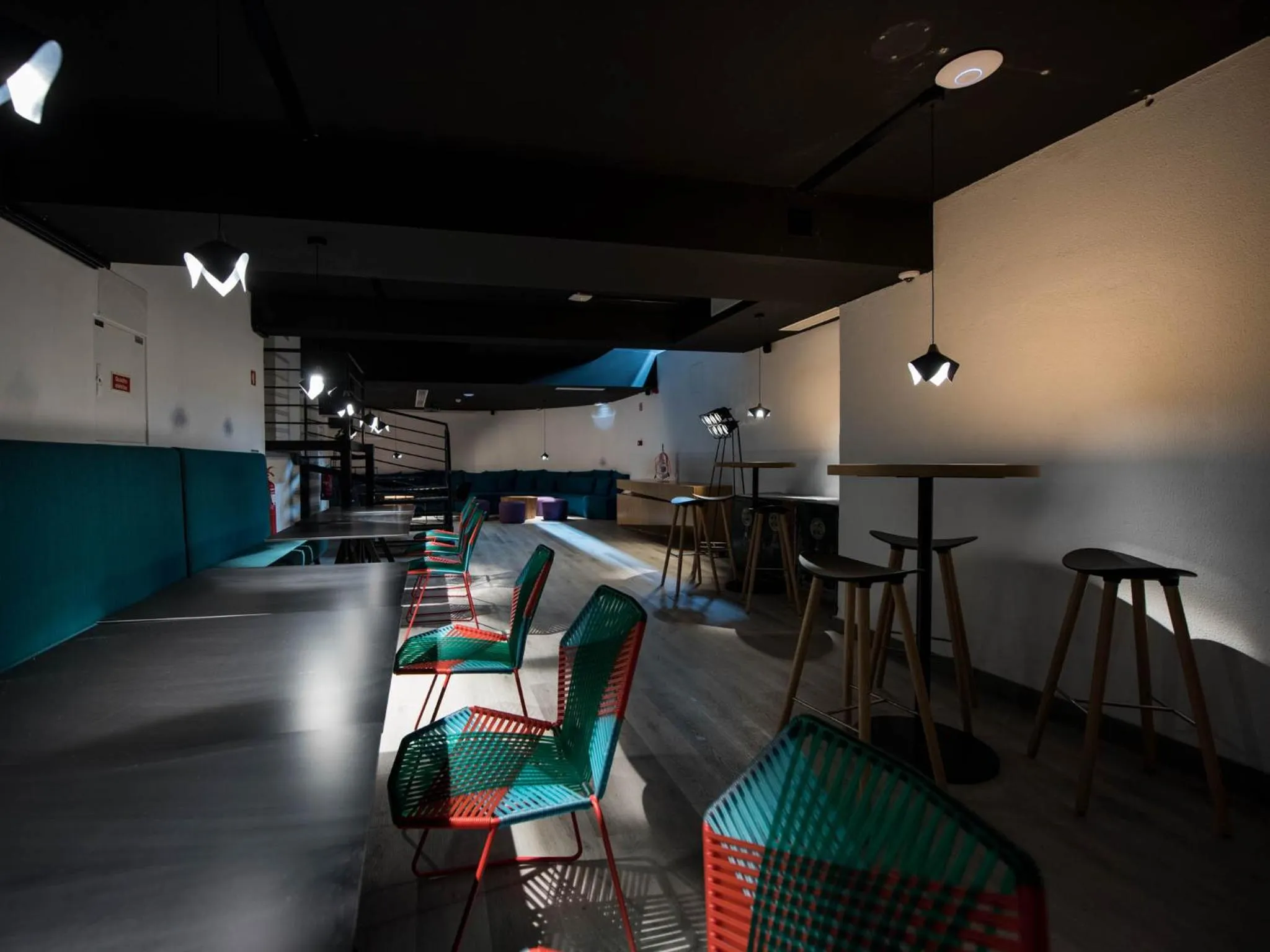 Lounge or bar in room00 Lisboa Hostel