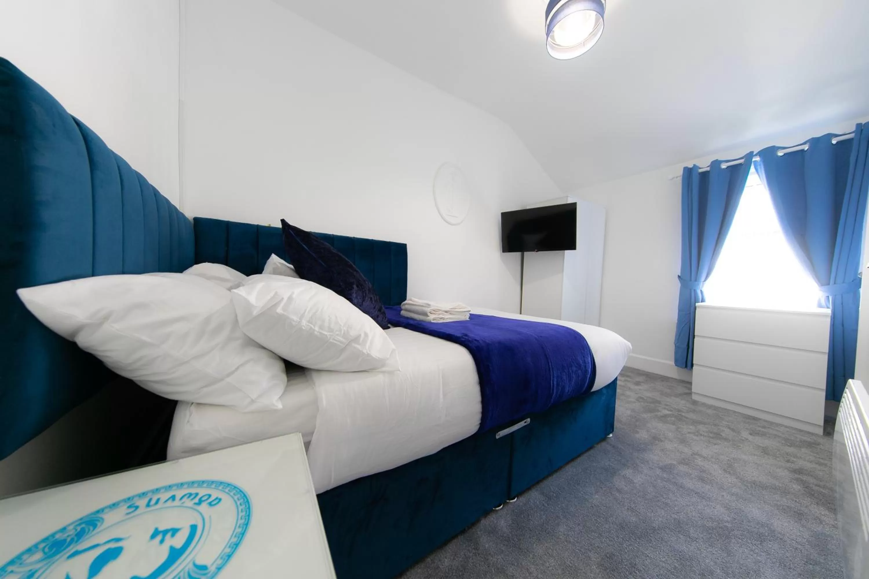 Bed in The New Apollo Hotel