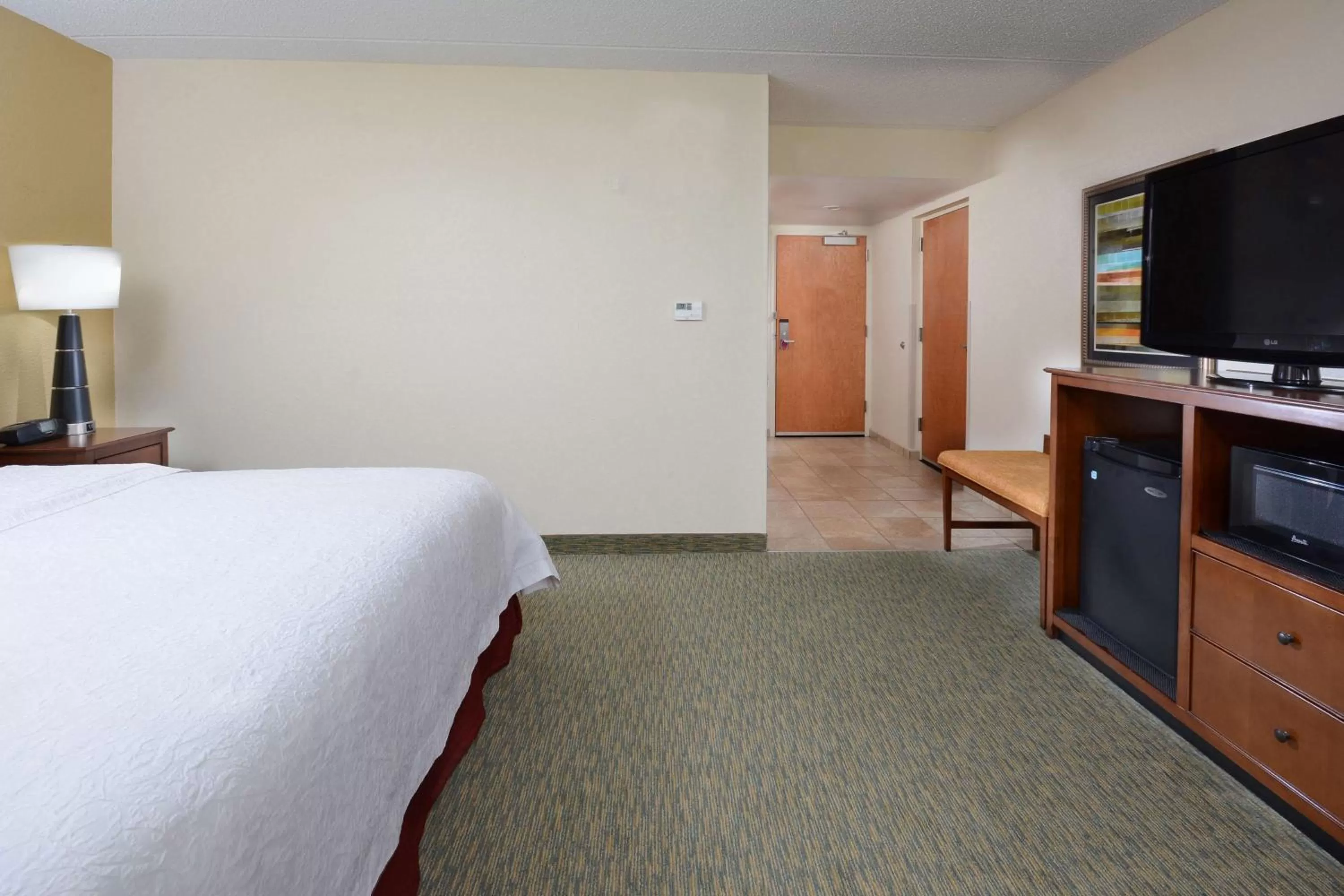 Bed in Hampton Inn Raleigh/Durham Airport