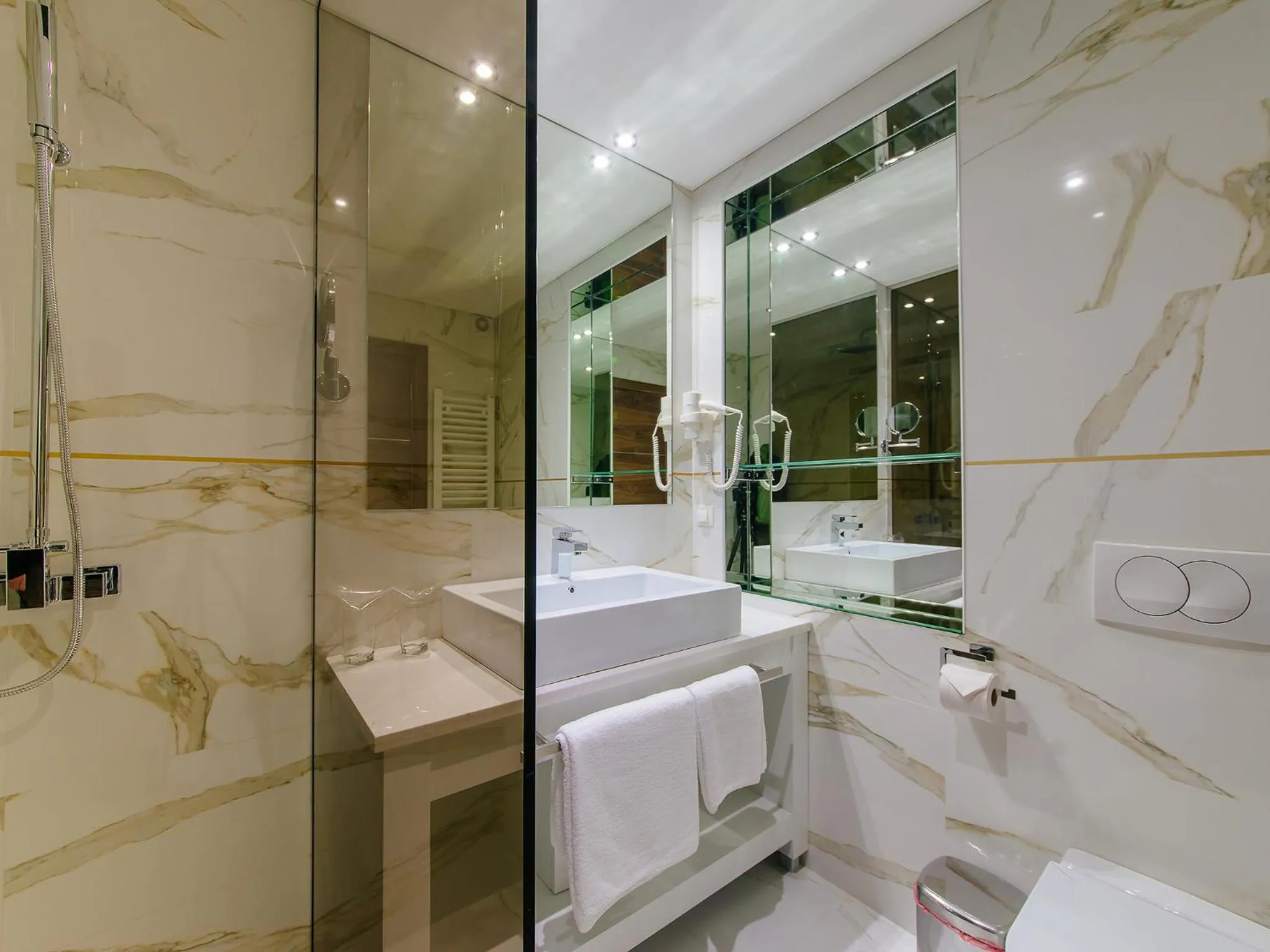 Bathroom in Hotel New Star