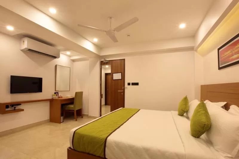 Bed in Hotel Park Residency