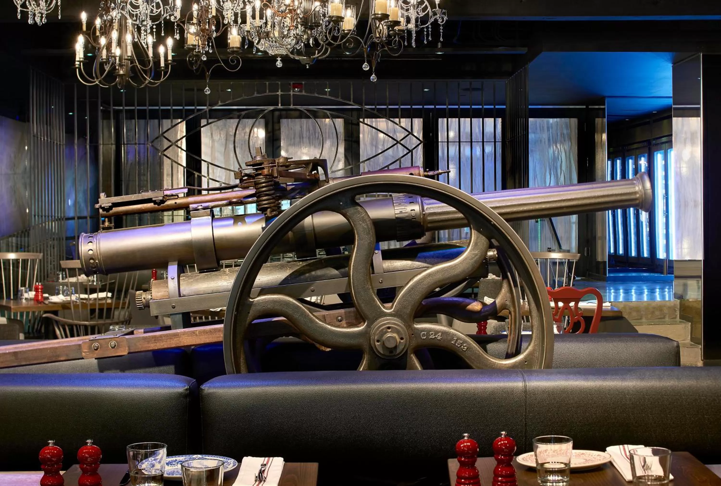 Restaurant/places to eat in Revere Hotel Boston Common