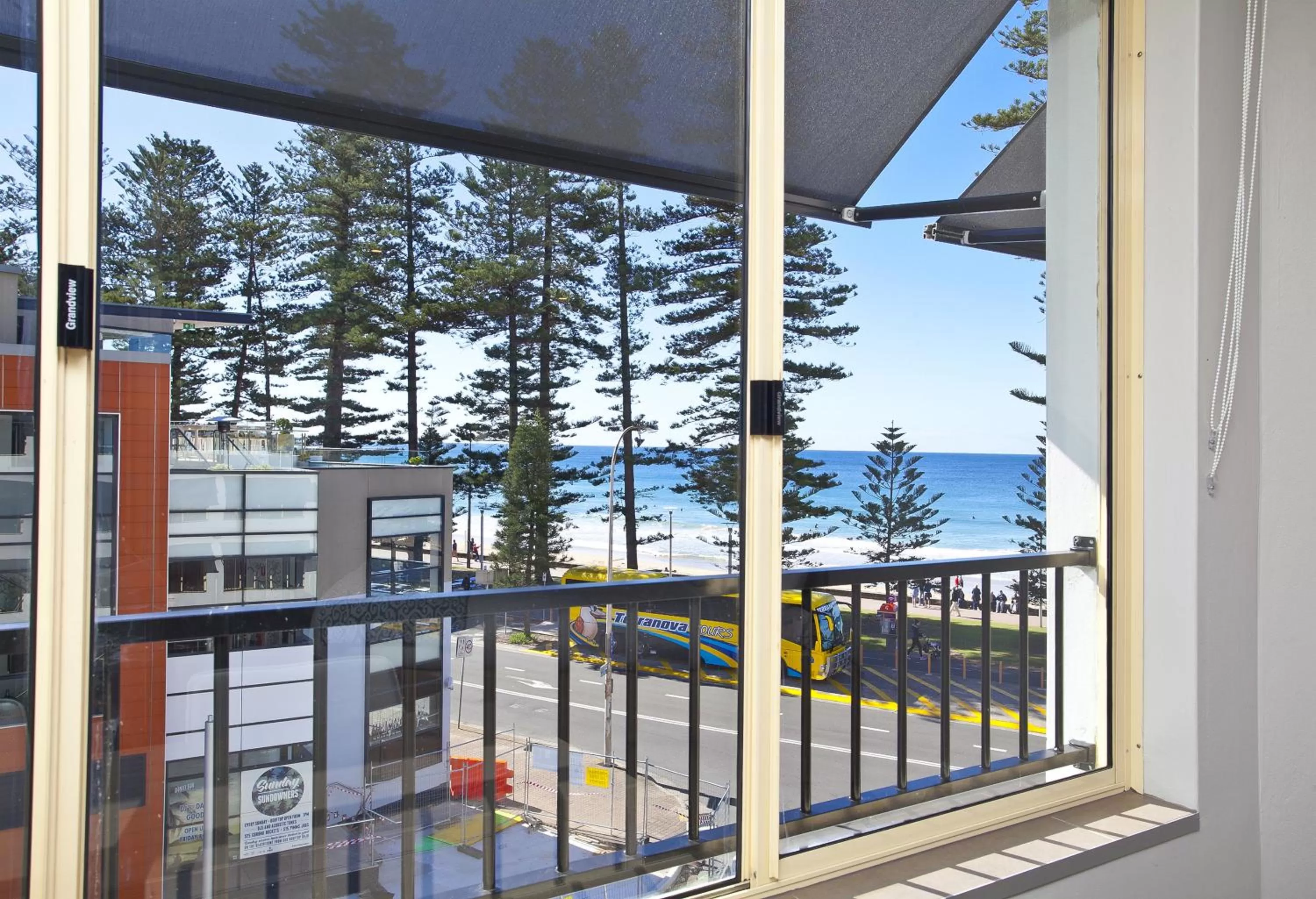 Sea view in Manly Paradise Motel & Apartments