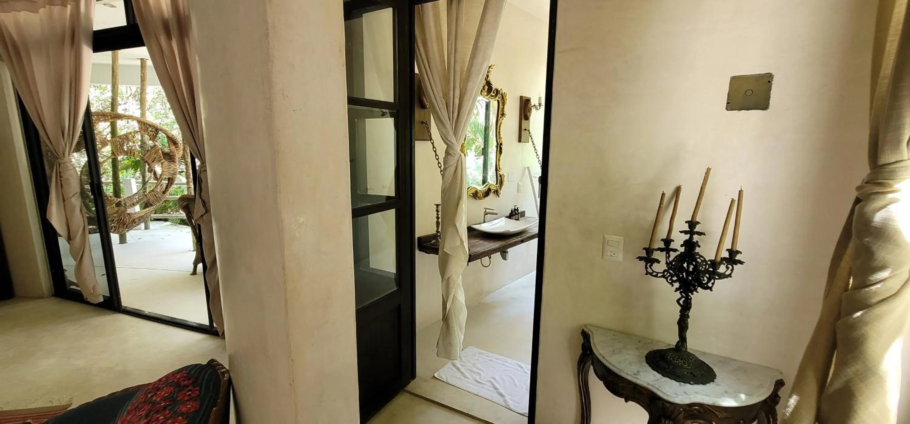 Decorative detail in Casa Ambar Hotel & Boutique Tulum