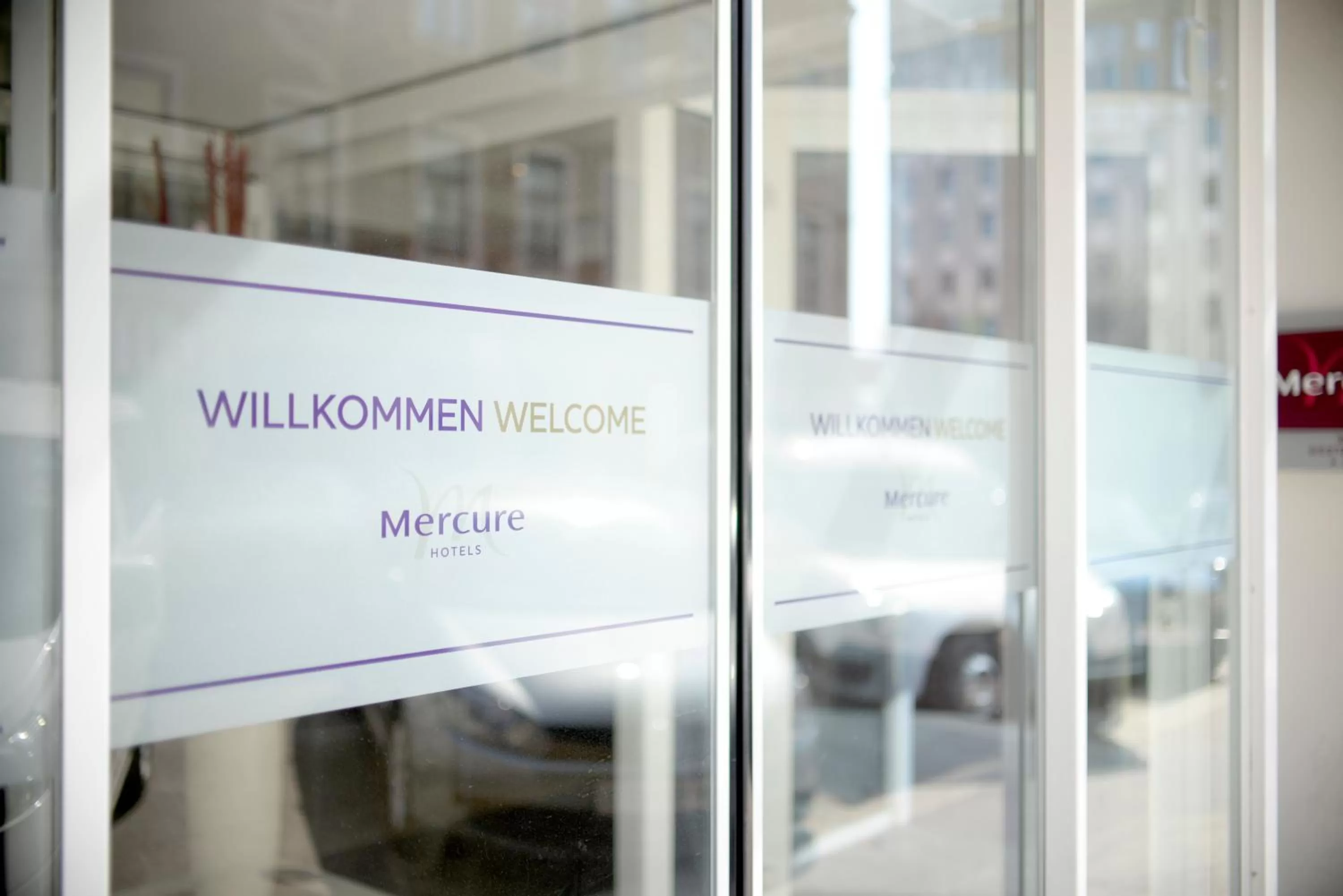 Facade/entrance in Hotel Mercure Wien Westbahnhof