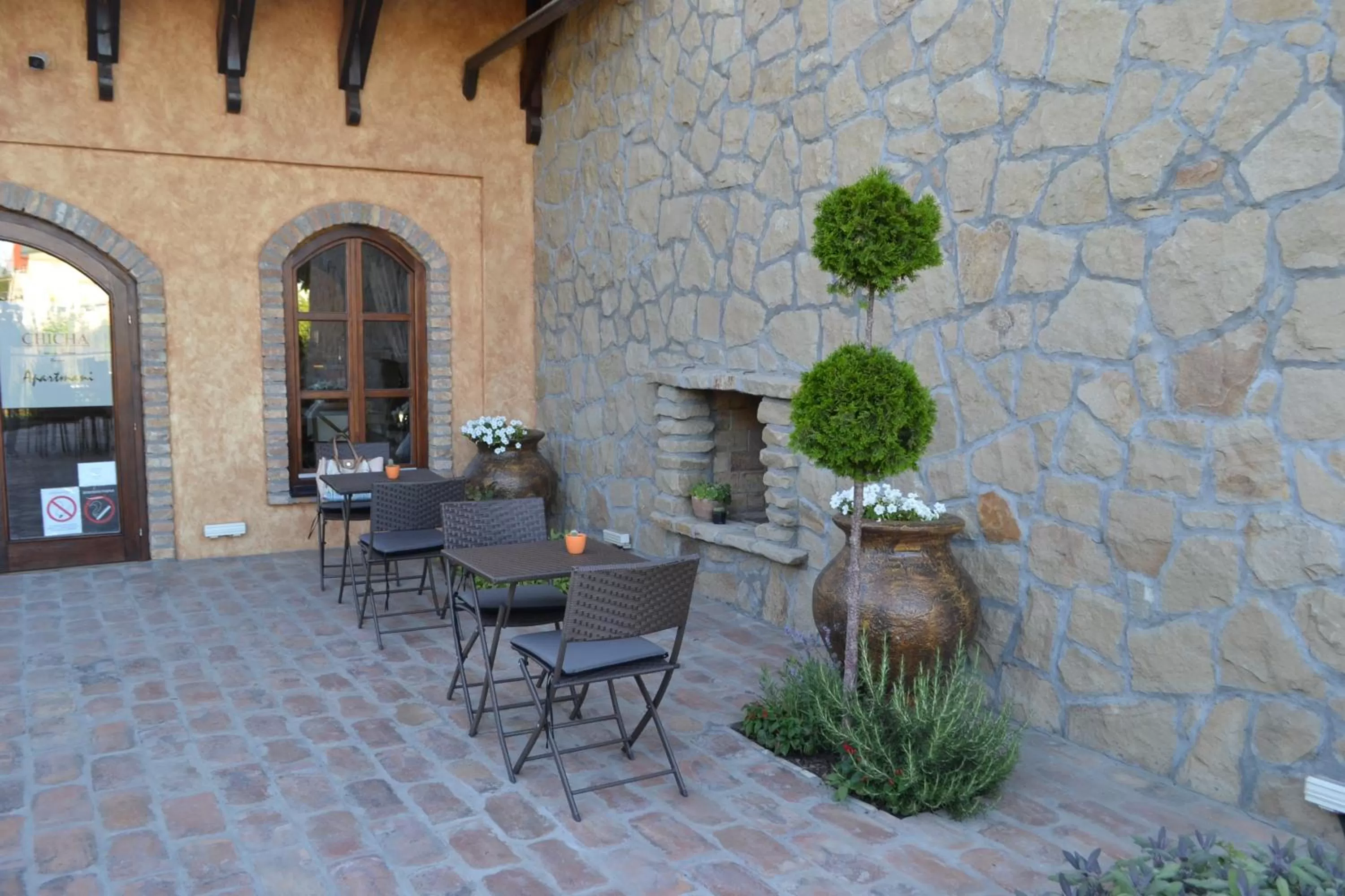 Garden in Garni Hotel Chicha - Winery ŠKRBIĆ