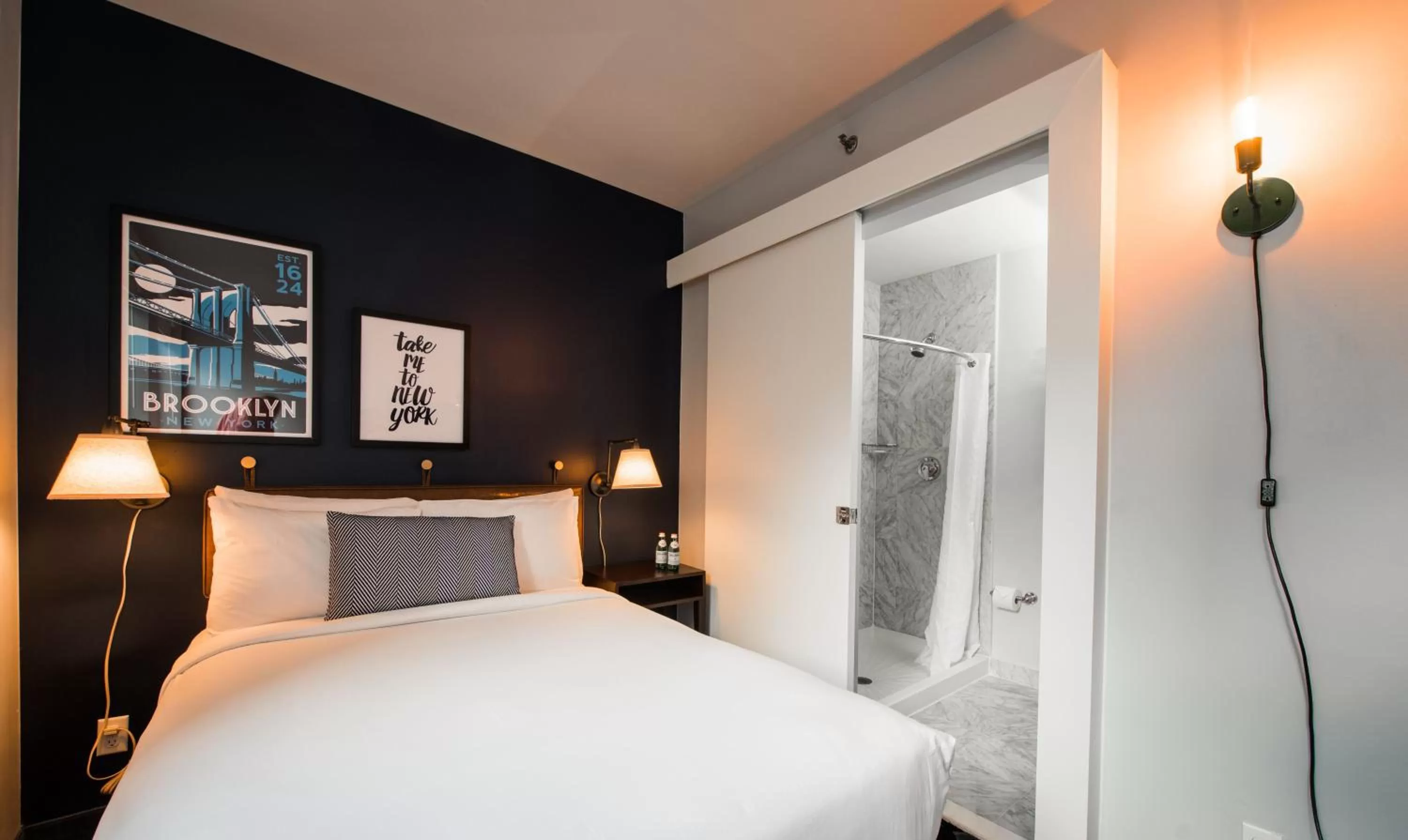 Other, Bed in U Hotel Fifth Avenue, Empire State Building