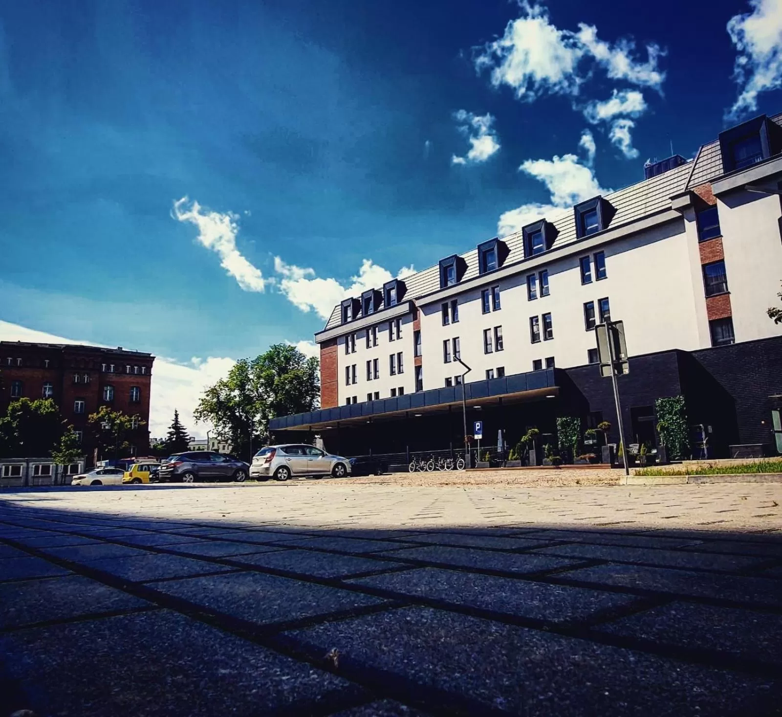 Property building in Hotel Sadova