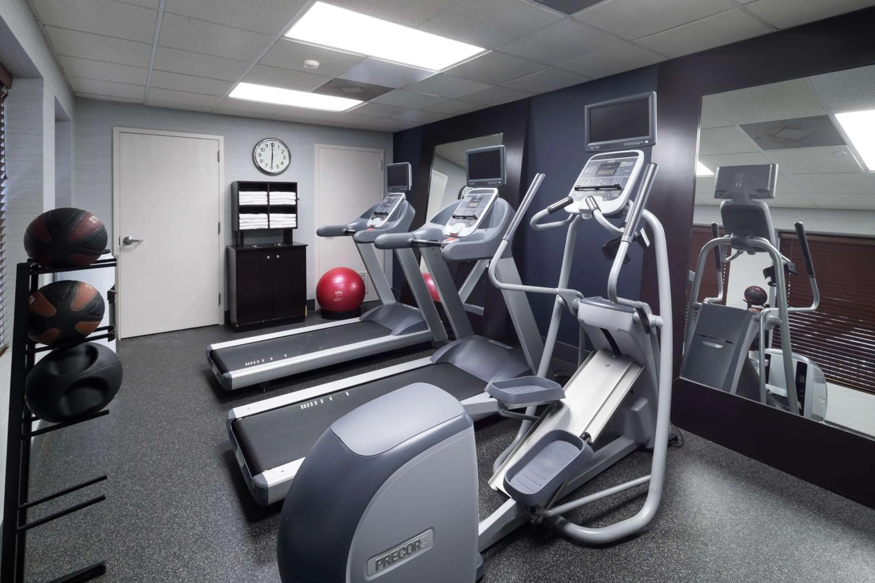 Fitness centre/facilities in Homewood Suites by Hilton Austin NW near The Domain