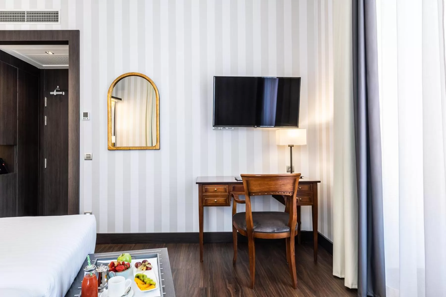 Decorative detail, Bed in Intelier Palacio San Martin