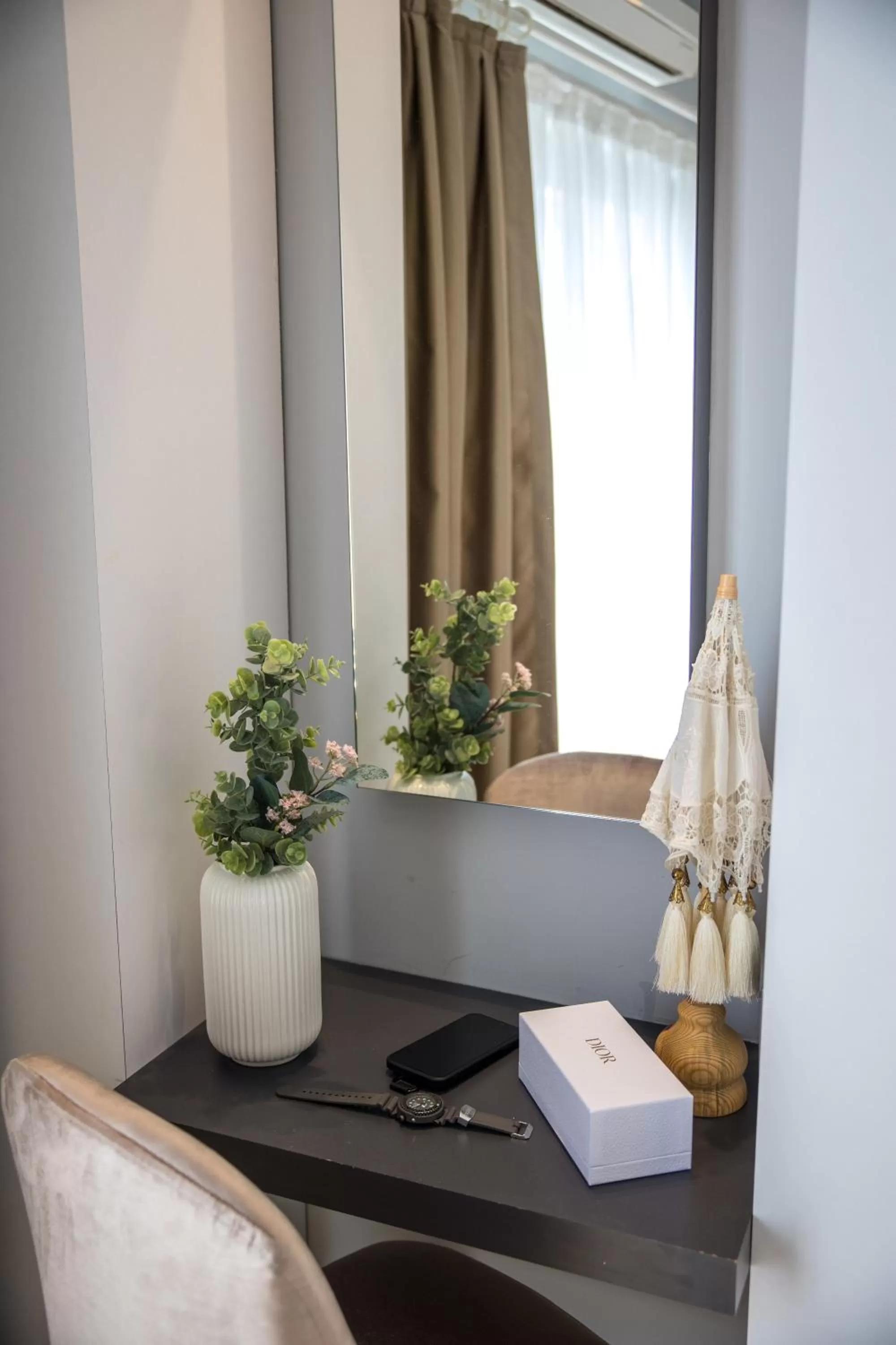 hair dresser in Niss Lara Hotel