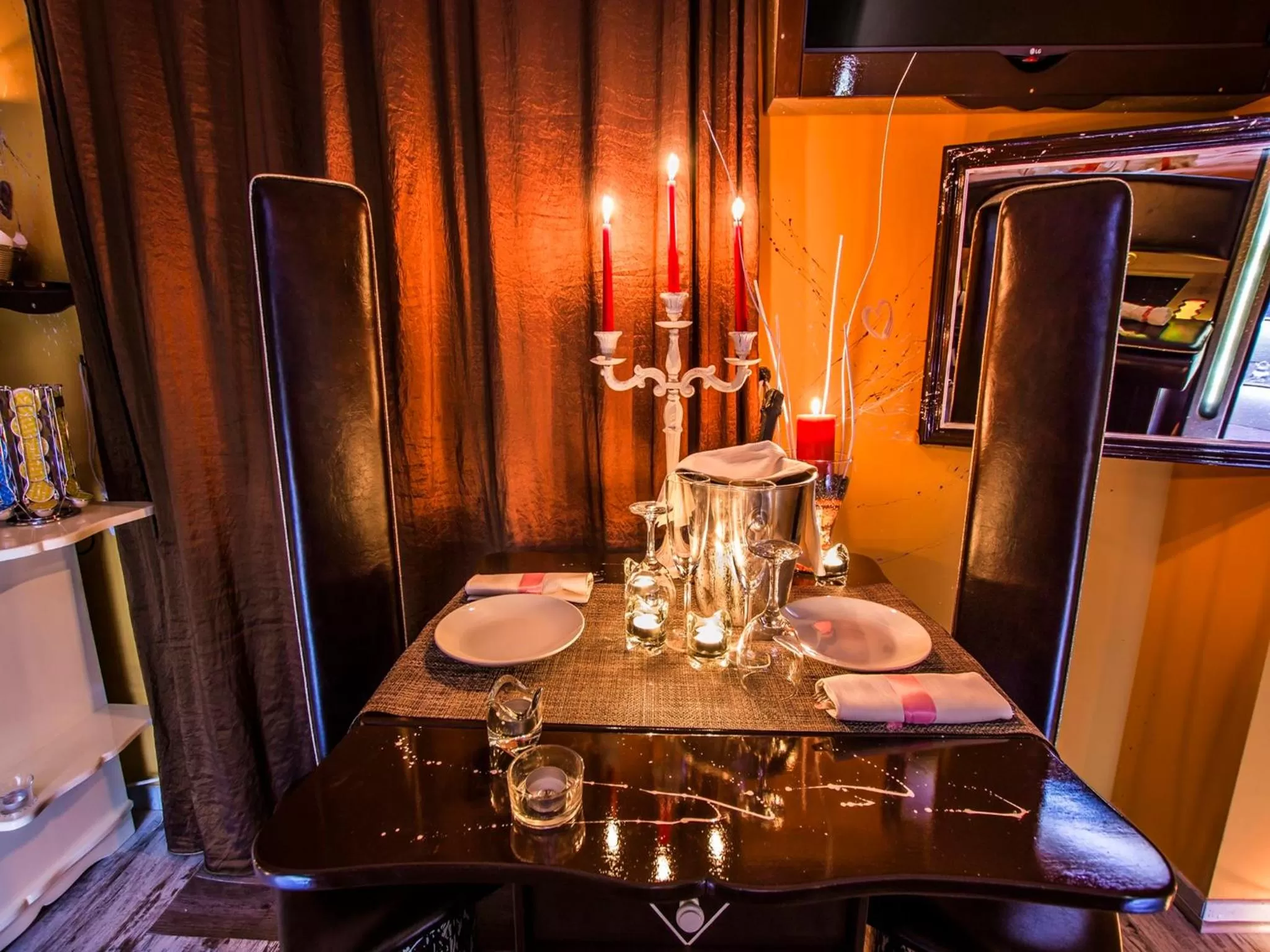 Food and drinks in Hotel Butterfly