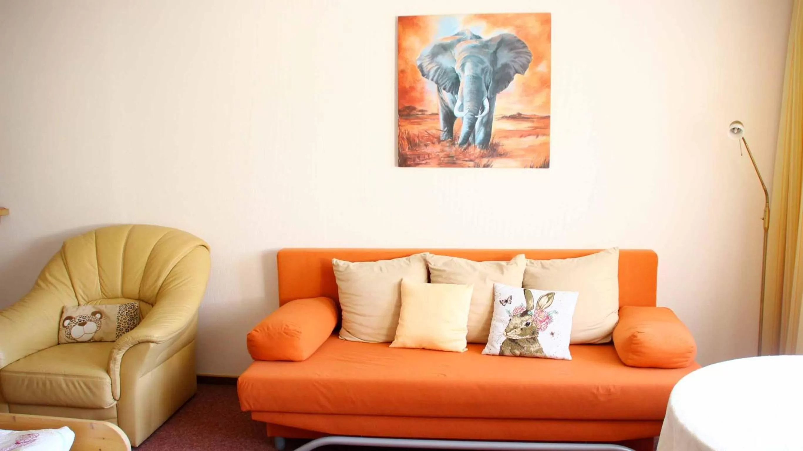 Seating Area in Hotel Gasthof Zum weissen Lamm