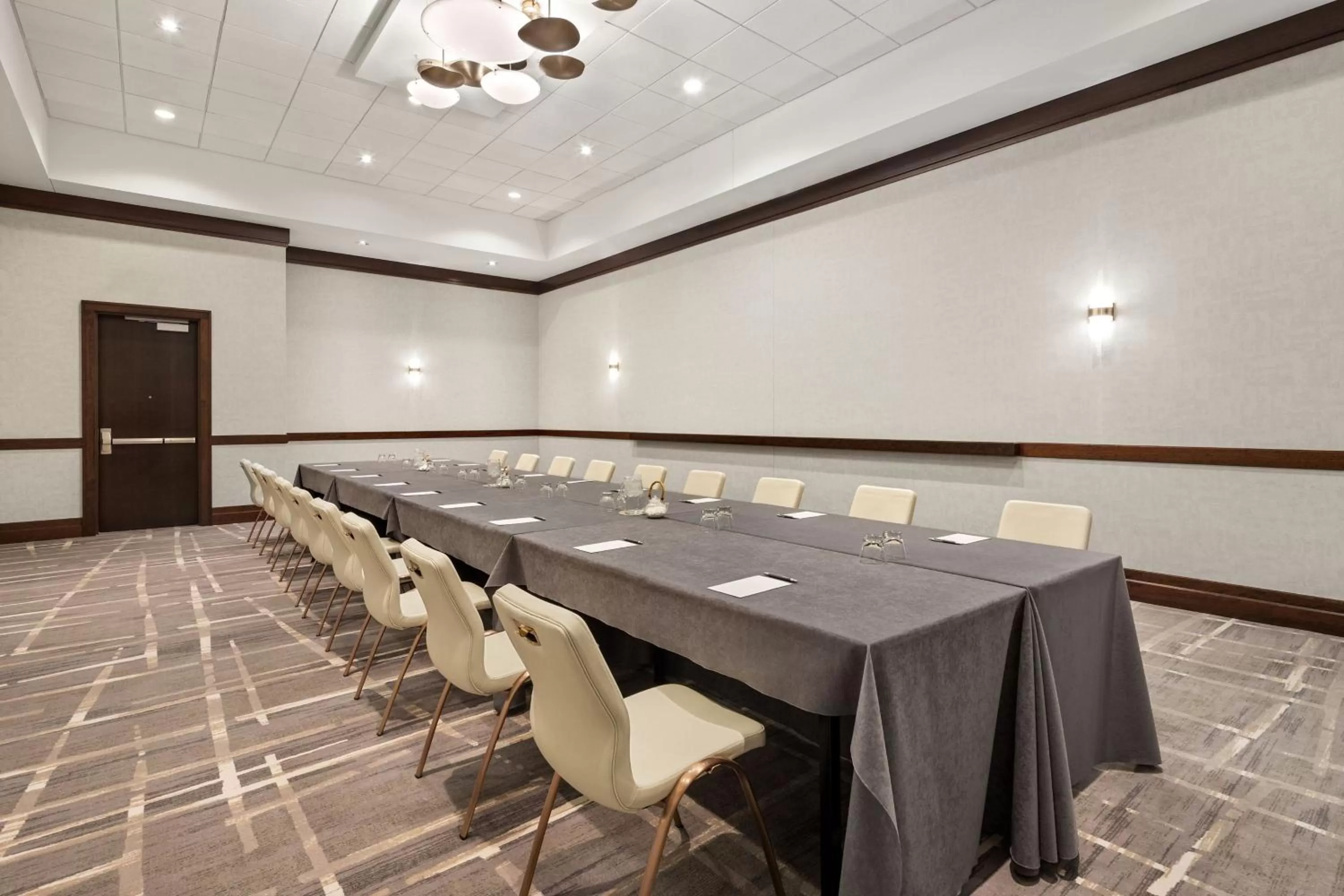 Meeting/conference room in The Westin Edina Galleria