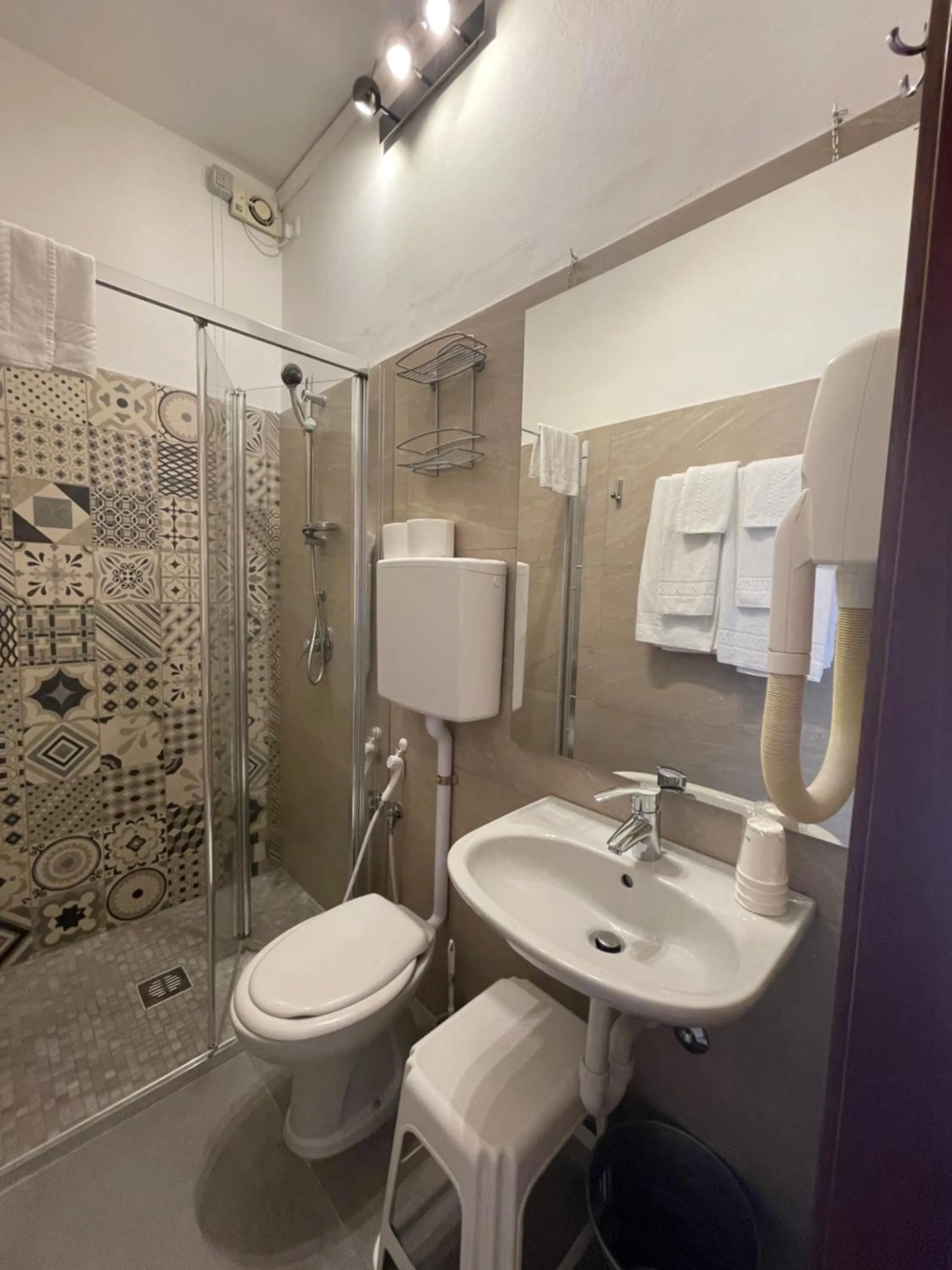 Bathroom in Hotel Rabay