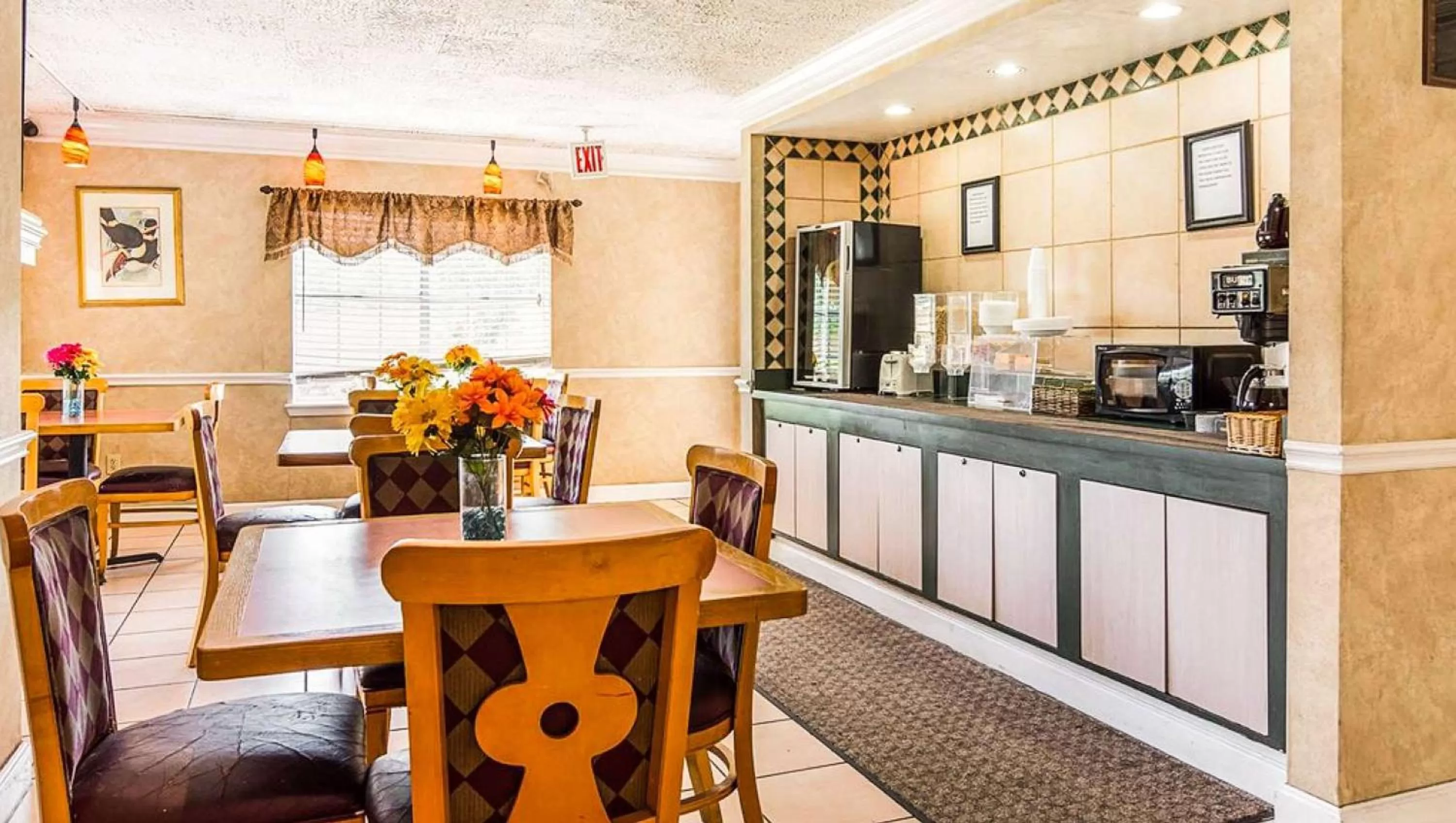 Restaurant/places to eat in Magnuson Hotel Little Rock South