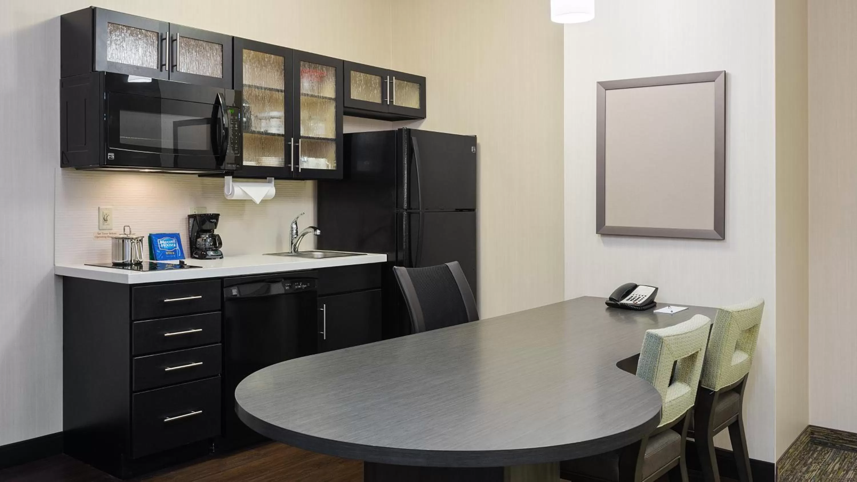 Candlewood Suites Grove City - Outlet Center by IHG