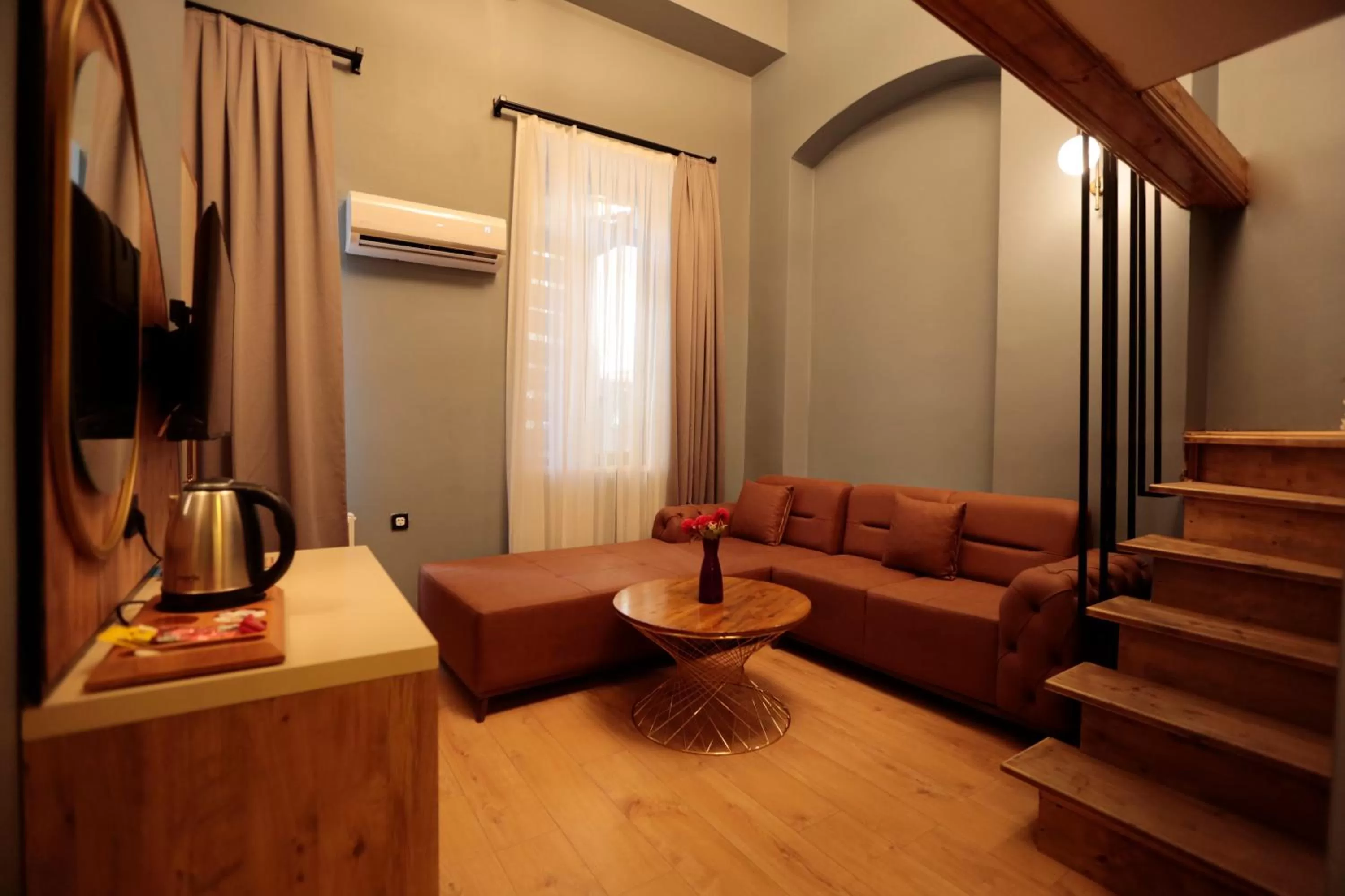 TV and multimedia in Newalla Hotel Old City