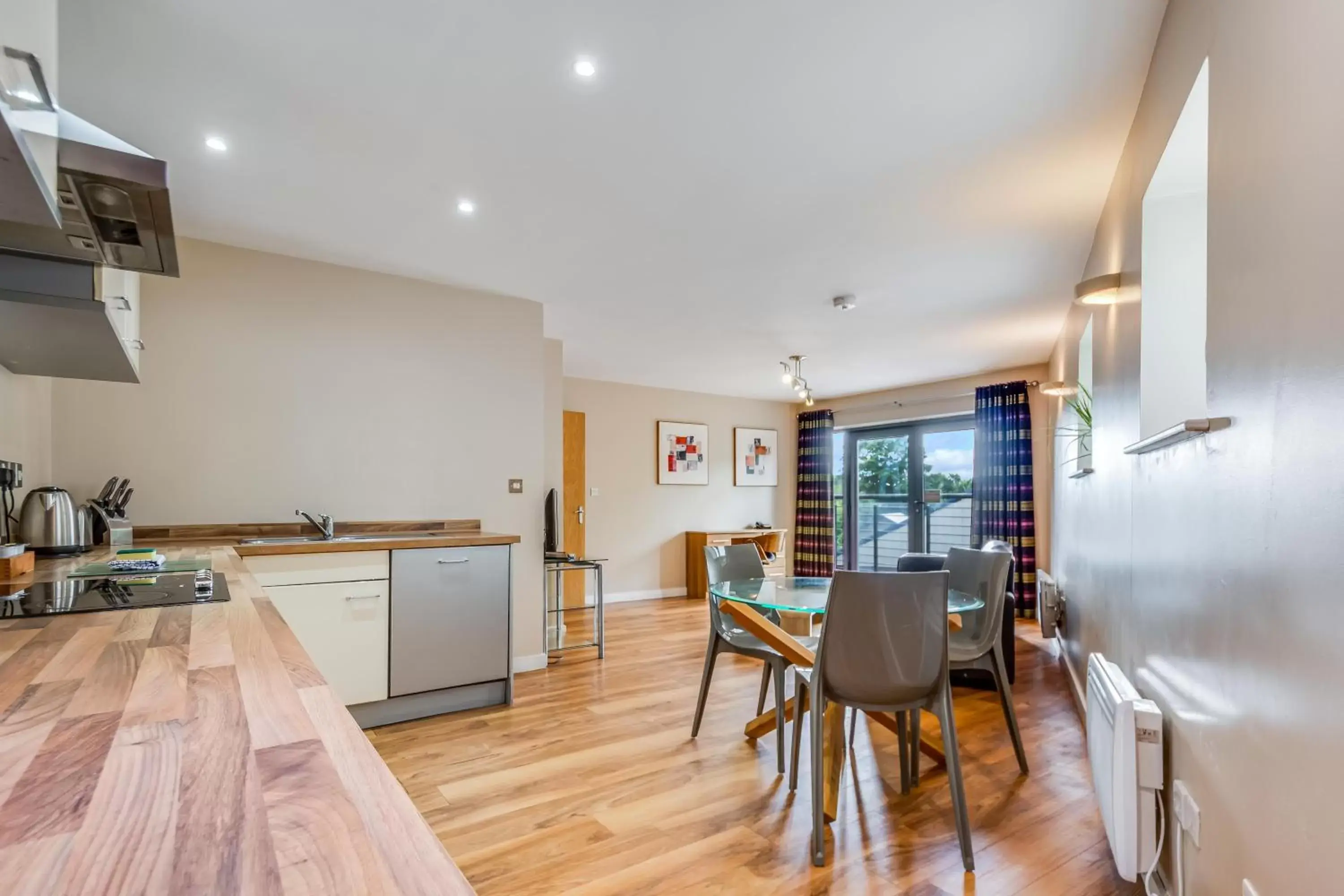 Liberty One Bedroom in Roomzzz Leeds Headingley Liberty One Bedroom in Roomzzz Leeds Headingley