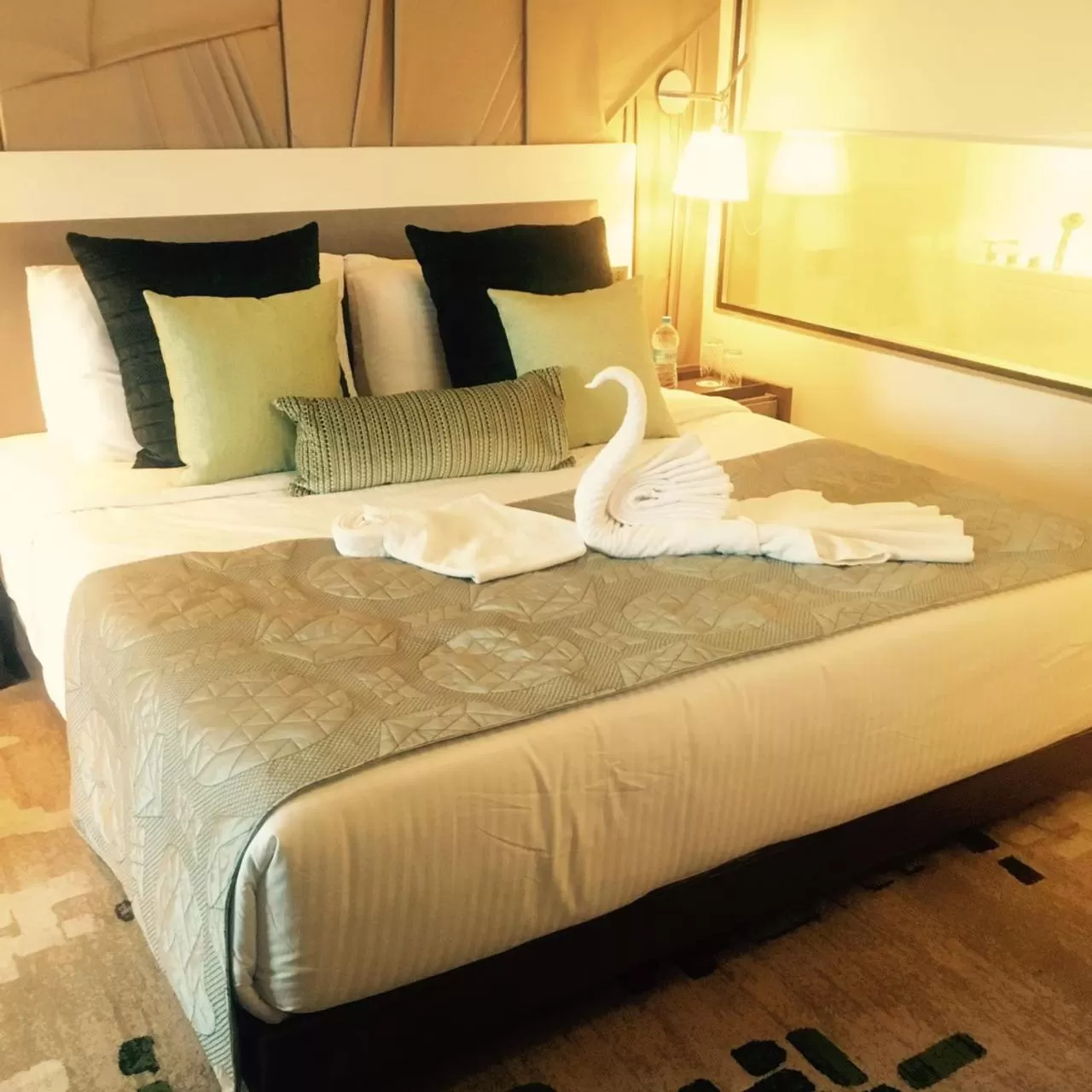 Photo of the whole room, Bed in Sayaji Indore