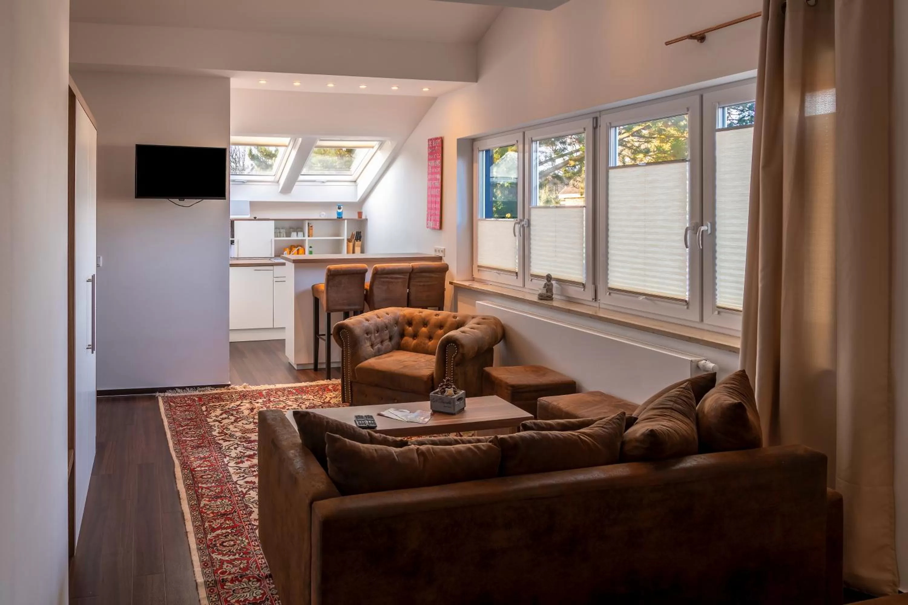 Photo of the whole room in Seaside-Townhouse