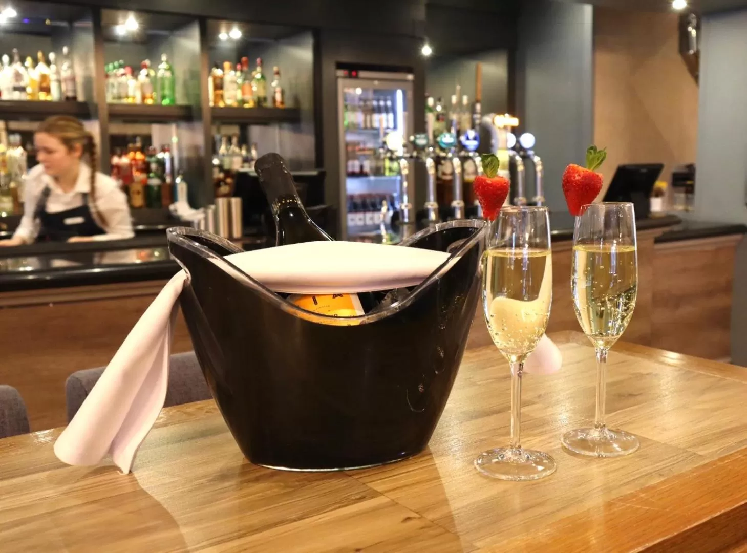 Restaurant/places to eat in Crowne Plaza Solihull by IHG