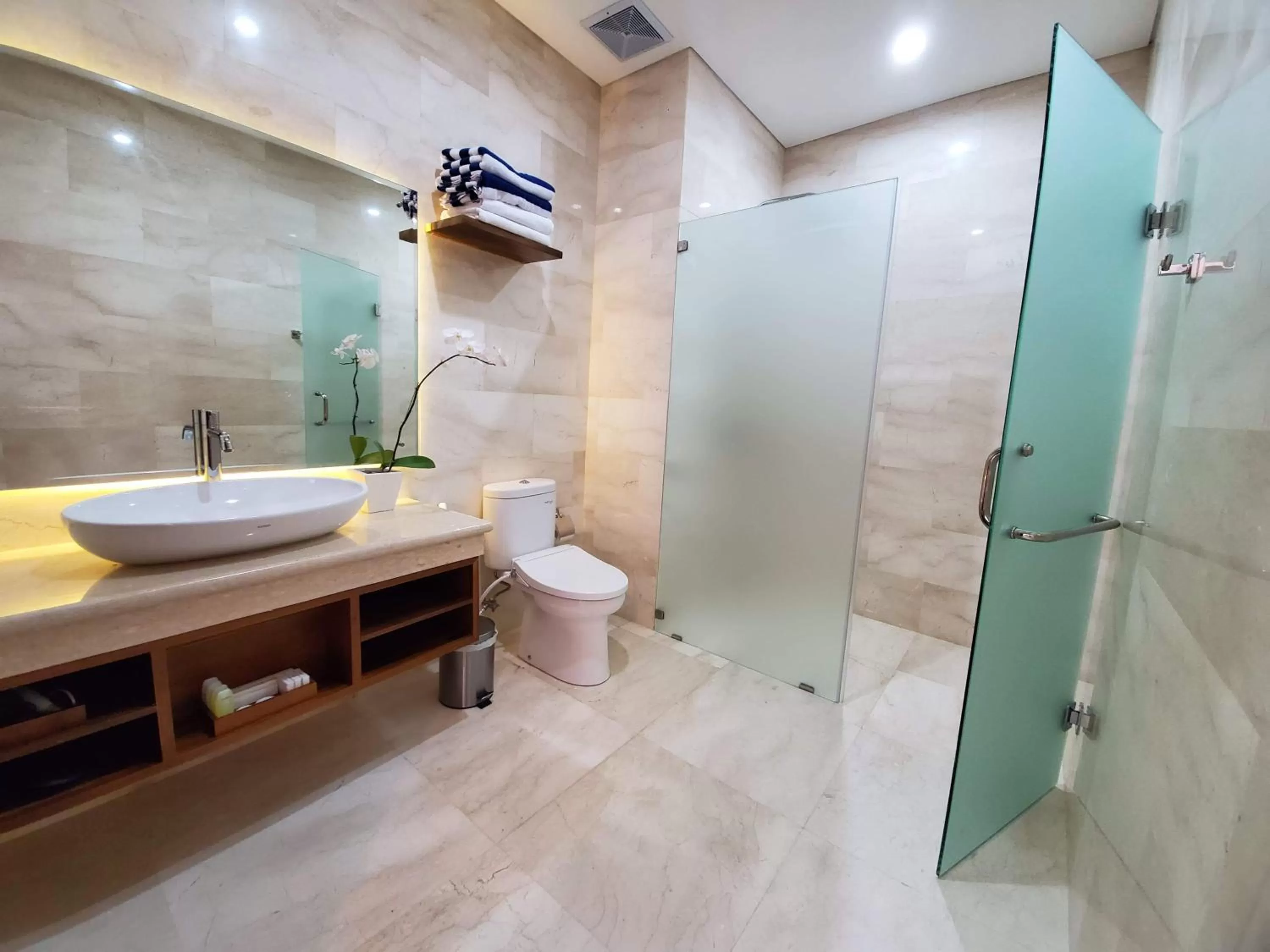 Bathroom in Tamantara